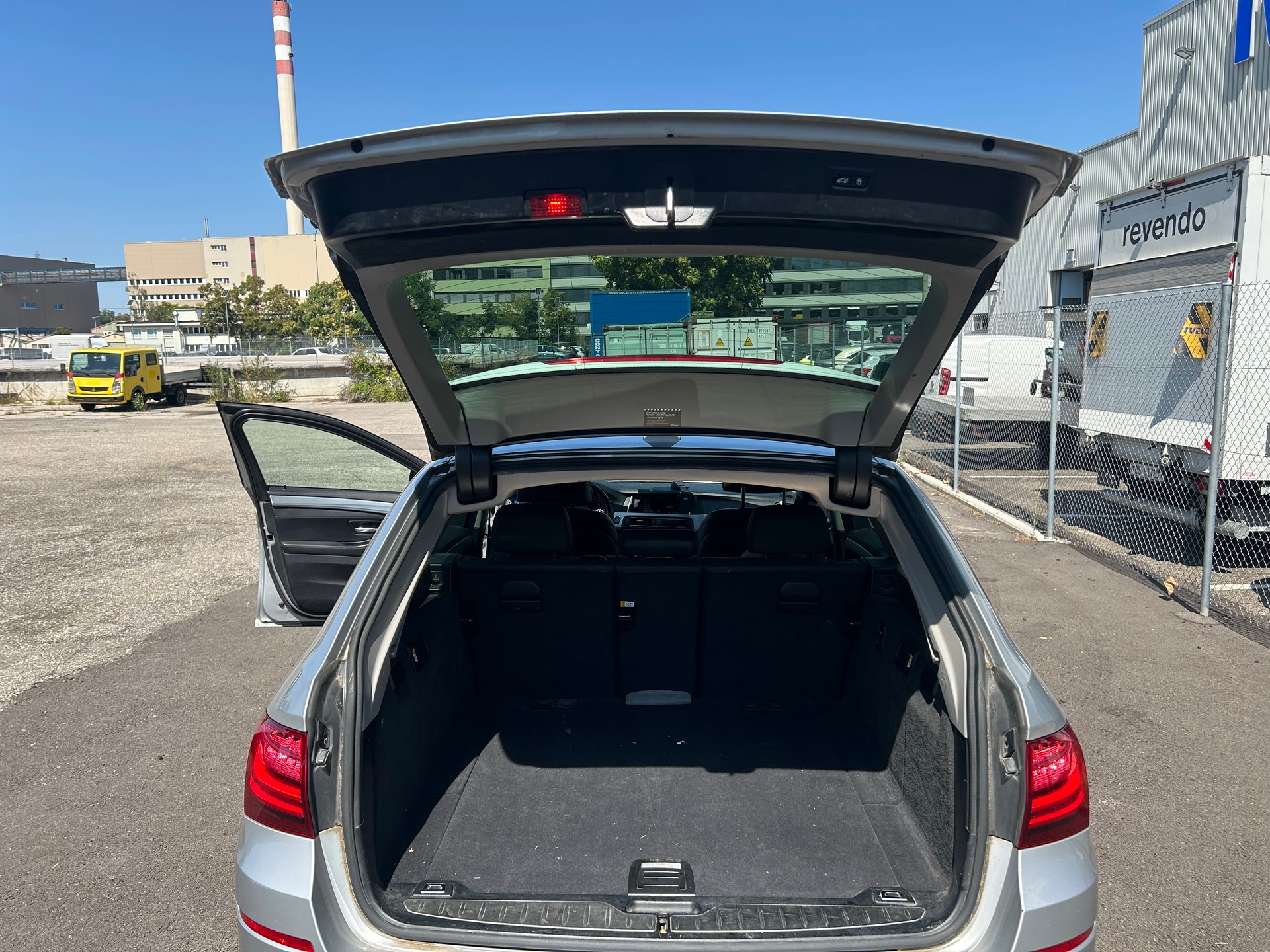 BMW 525d Touring xDrive Steptronic-image-11