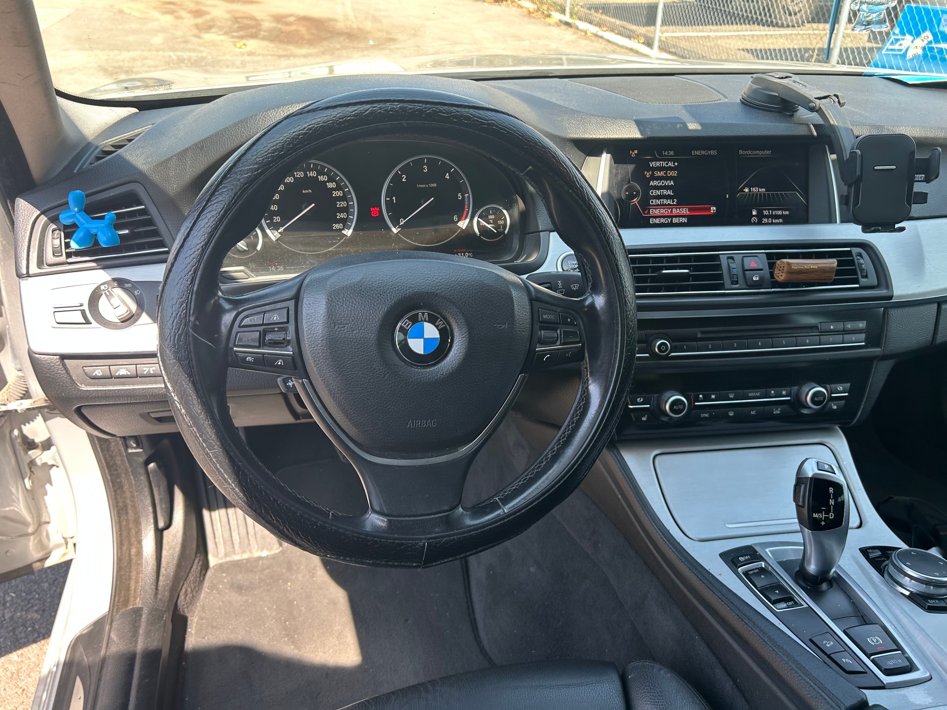 BMW 525d Touring xDrive Steptronic-image-10