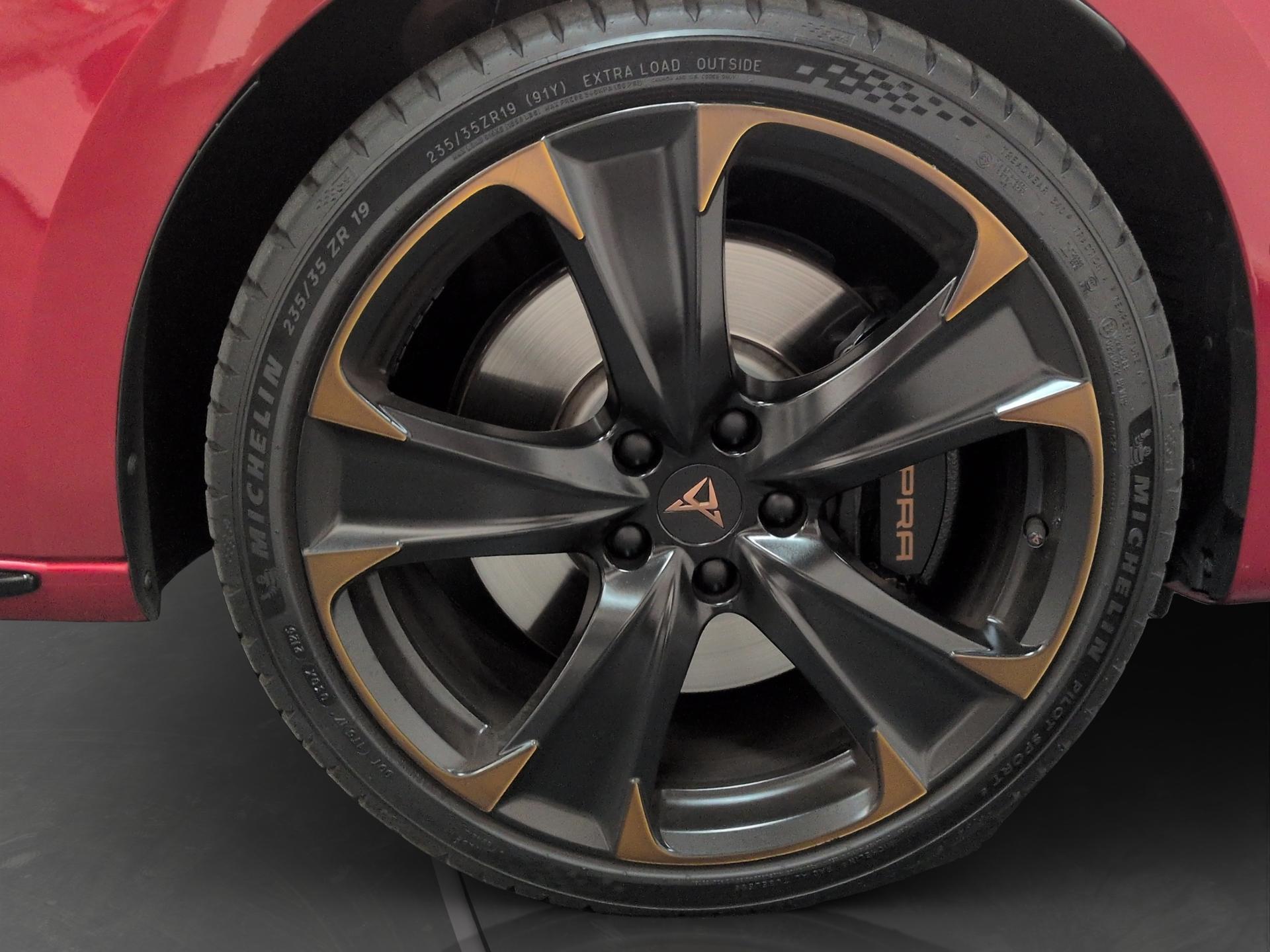 CUPRA LEON ST 1.4 e-HYBRID pHEV DSG-image-17