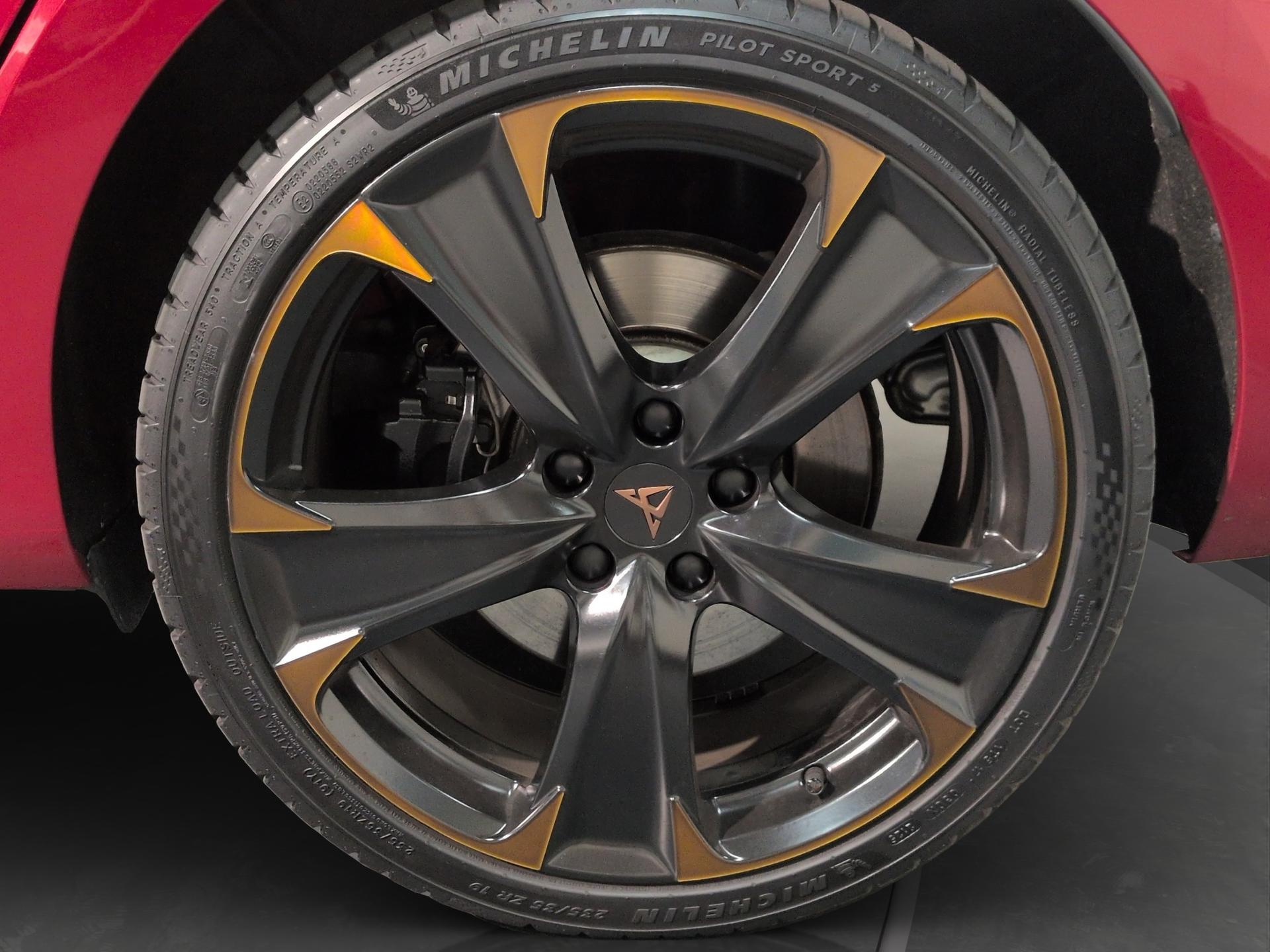 CUPRA LEON ST 1.4 e-HYBRID pHEV DSG-image-24