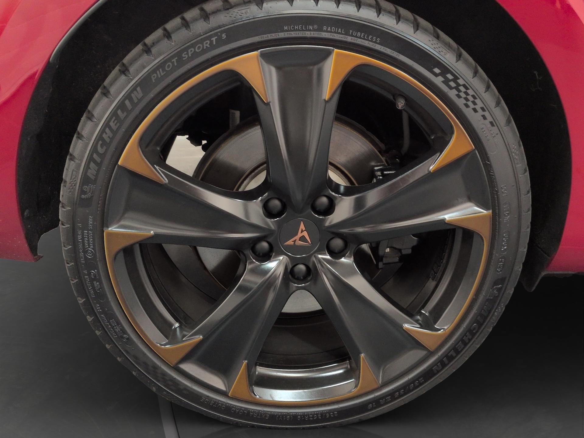 CUPRA LEON ST 1.4 e-HYBRID pHEV DSG-image-23