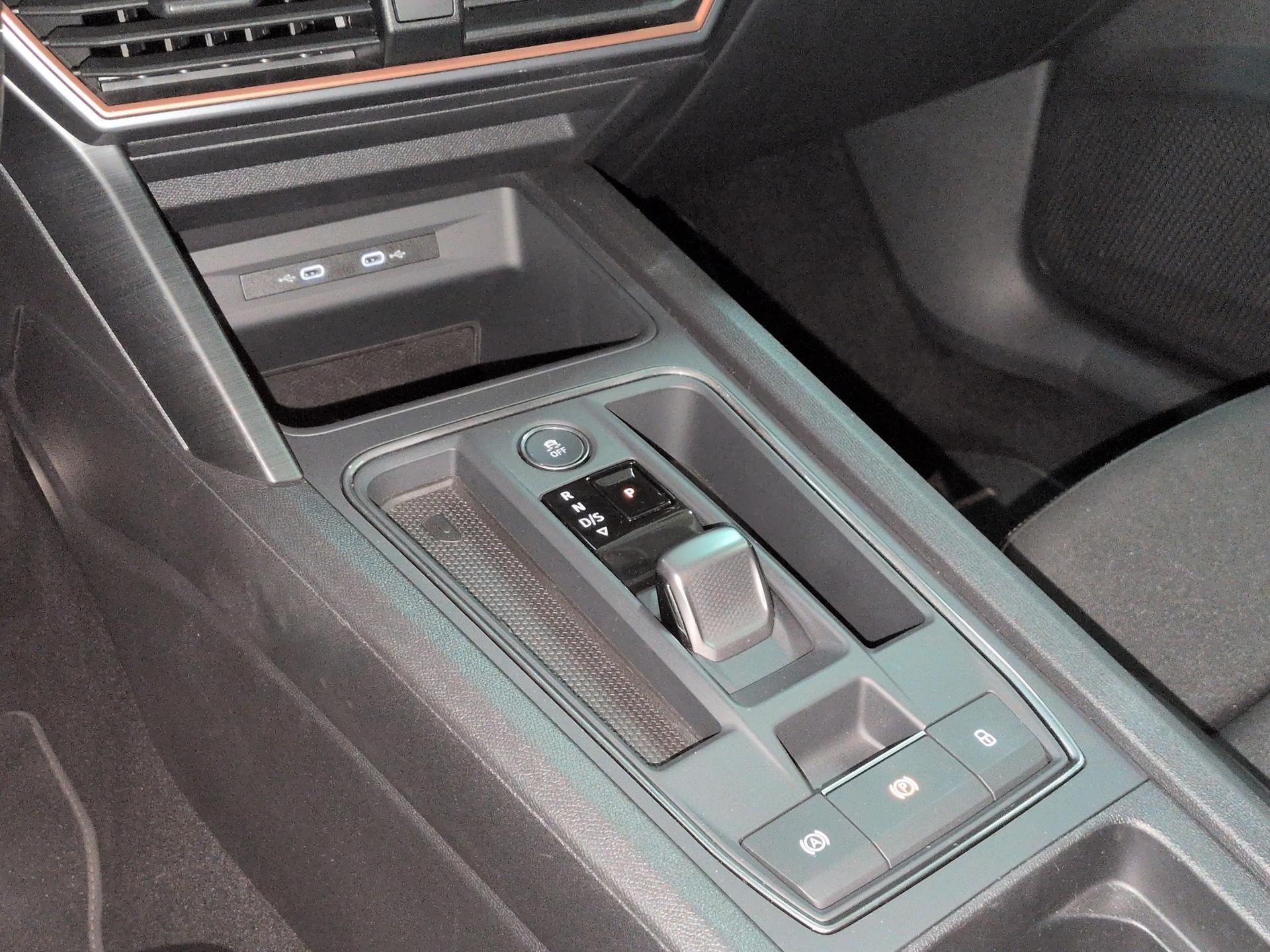 CUPRA LEON ST 1.4 e-HYBRID pHEV DSG-image-11
