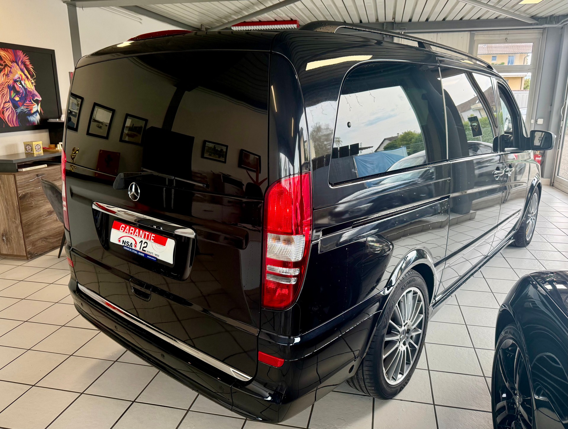 MERCEDES-BENZ Viano 3.0 CDI Blue Efficiency Avantgarde L A-image-8