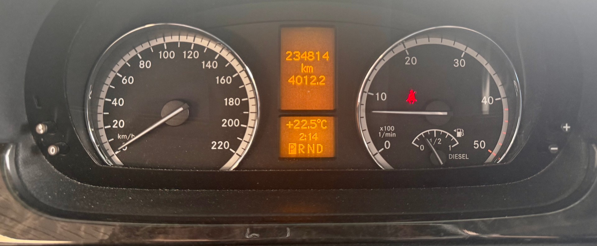 MERCEDES-BENZ Viano 3.0 CDI Blue Efficiency Avantgarde L A-image-12