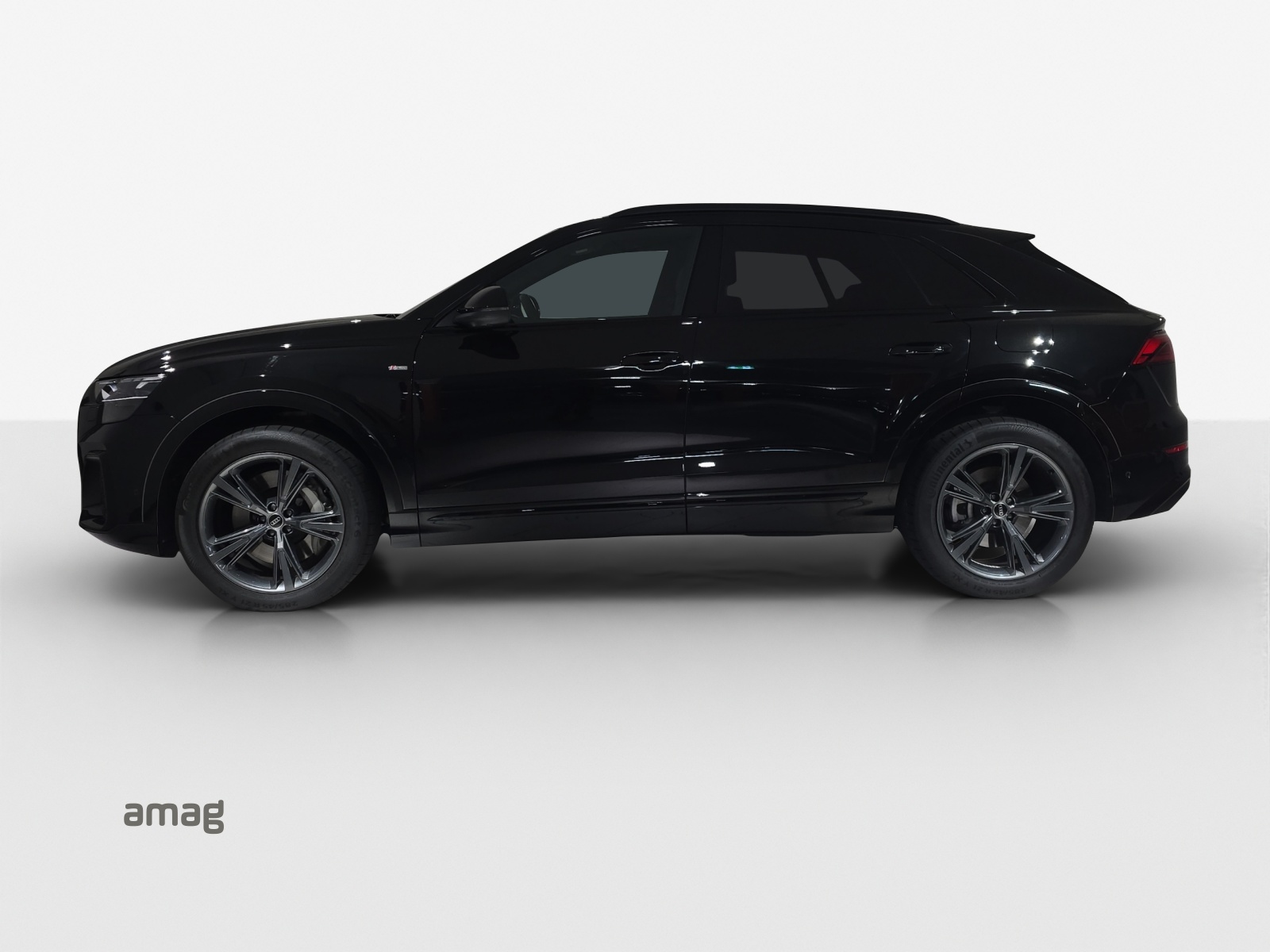 AUDI Q8 SUV TFSI e quattro 290 kW Attraction tiptronic-image-1