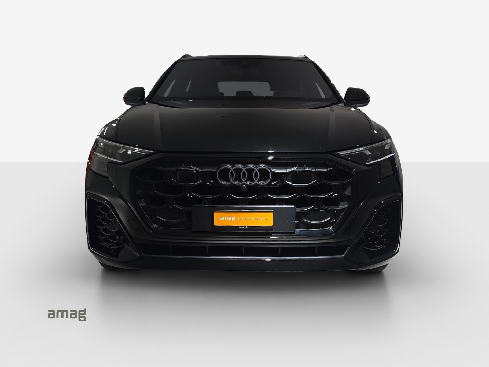 AUDI Q8 SUV TFSI e quattro 290 kW Attraction tiptronic-image-6