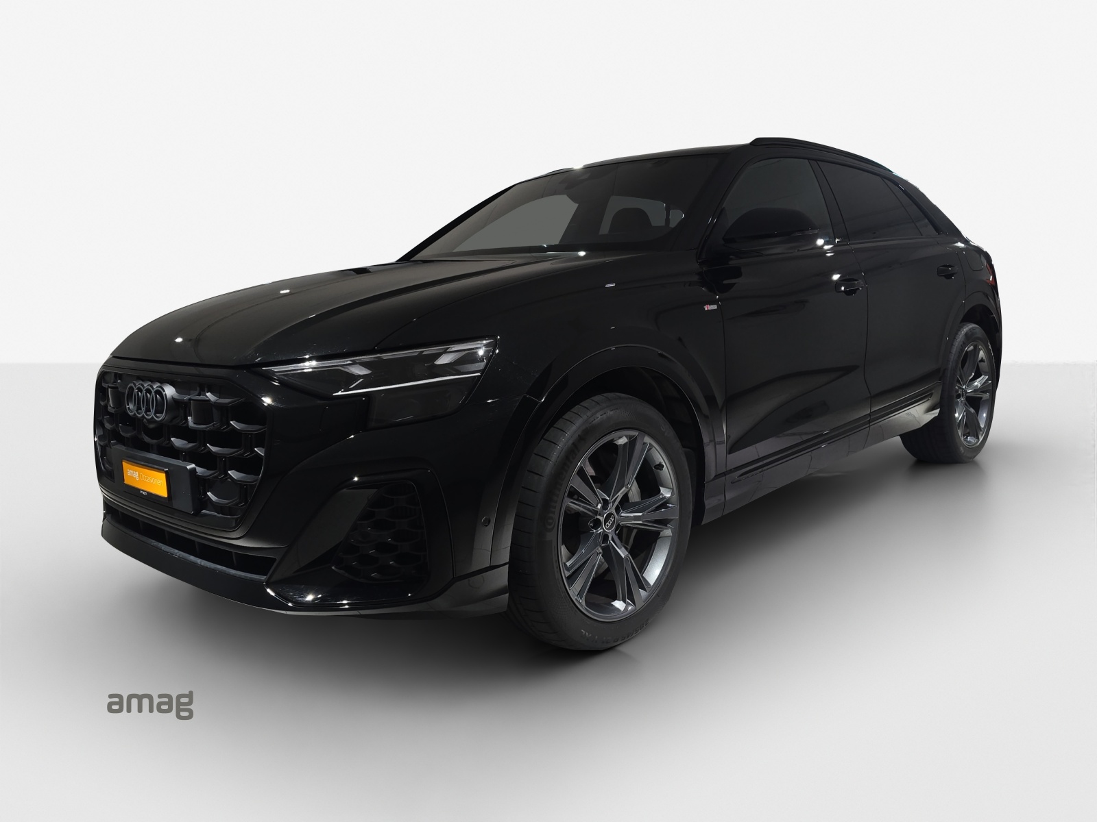 AUDI Q8 SUV TFSI e quattro 290 kW Attraction tiptronic-image-0