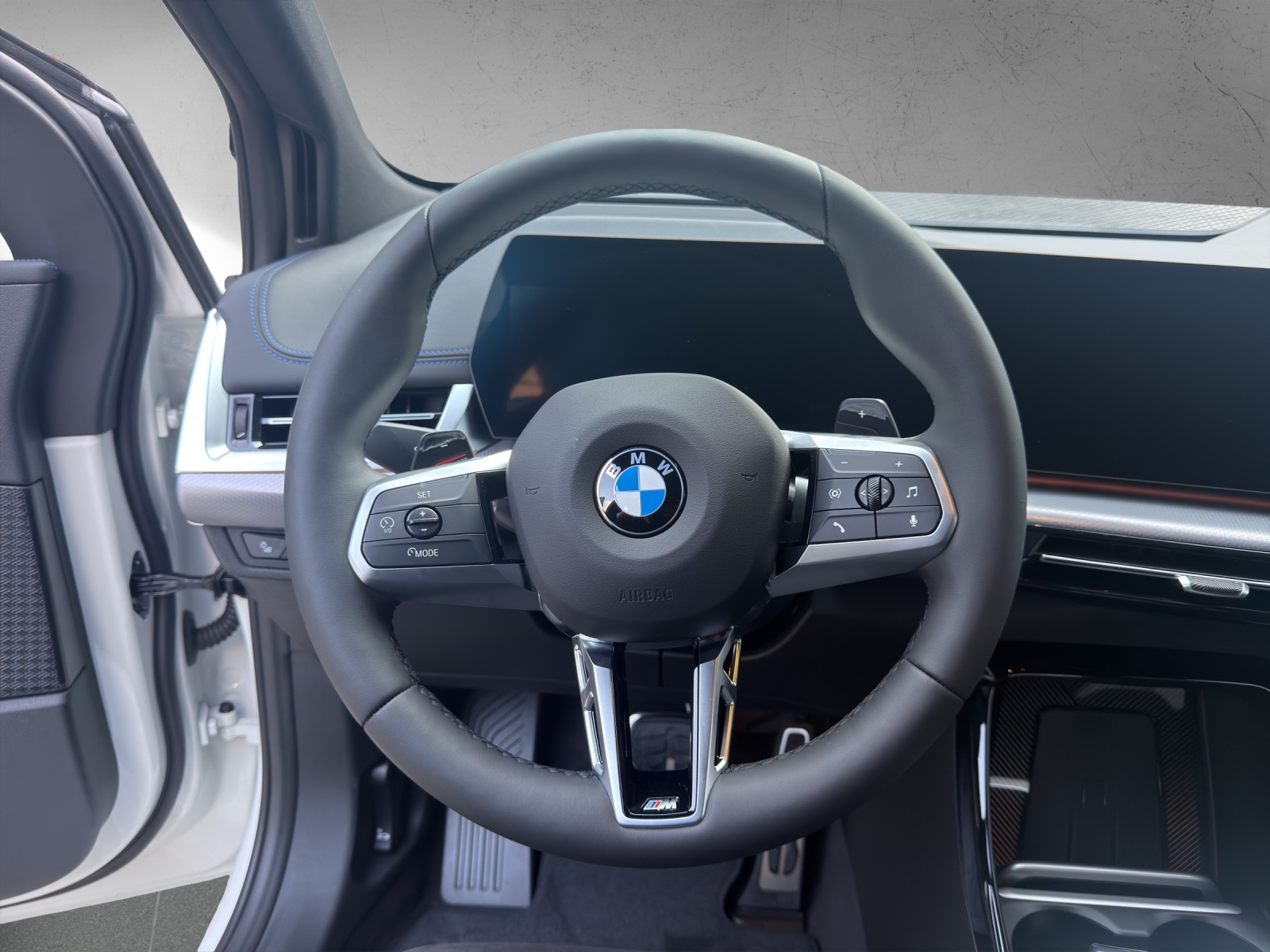 BMW 220i Active Tourer M Sport DKG-image-11