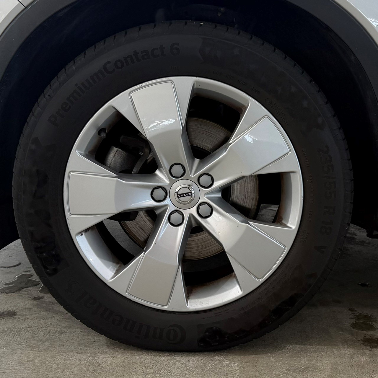 VOLVO XC40 2.0 D4 Momentum AWD-image-8
