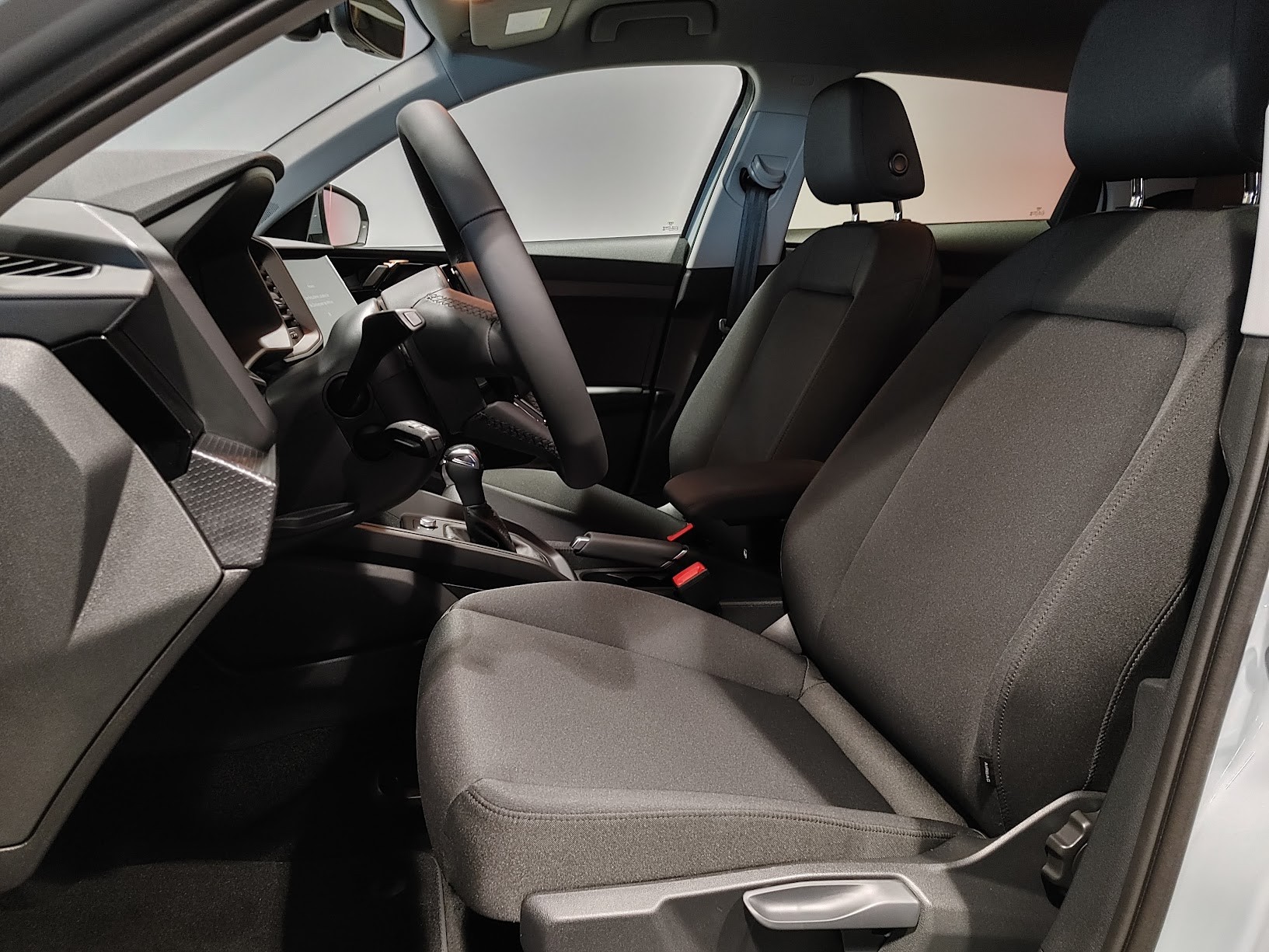AUDI A1 Sportback 30 TFSI S-tronic-image-3