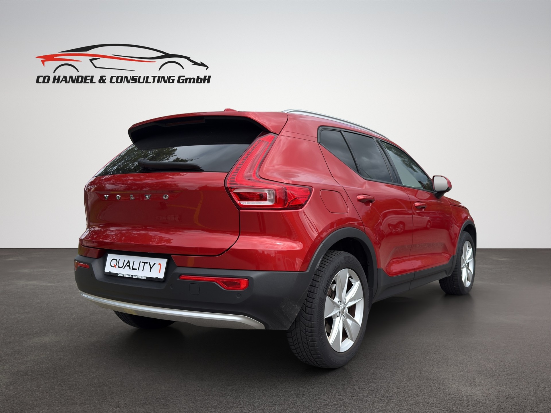 VOLVO XC40 B3 Benzin Mild Hybrid Core DCT-image-4