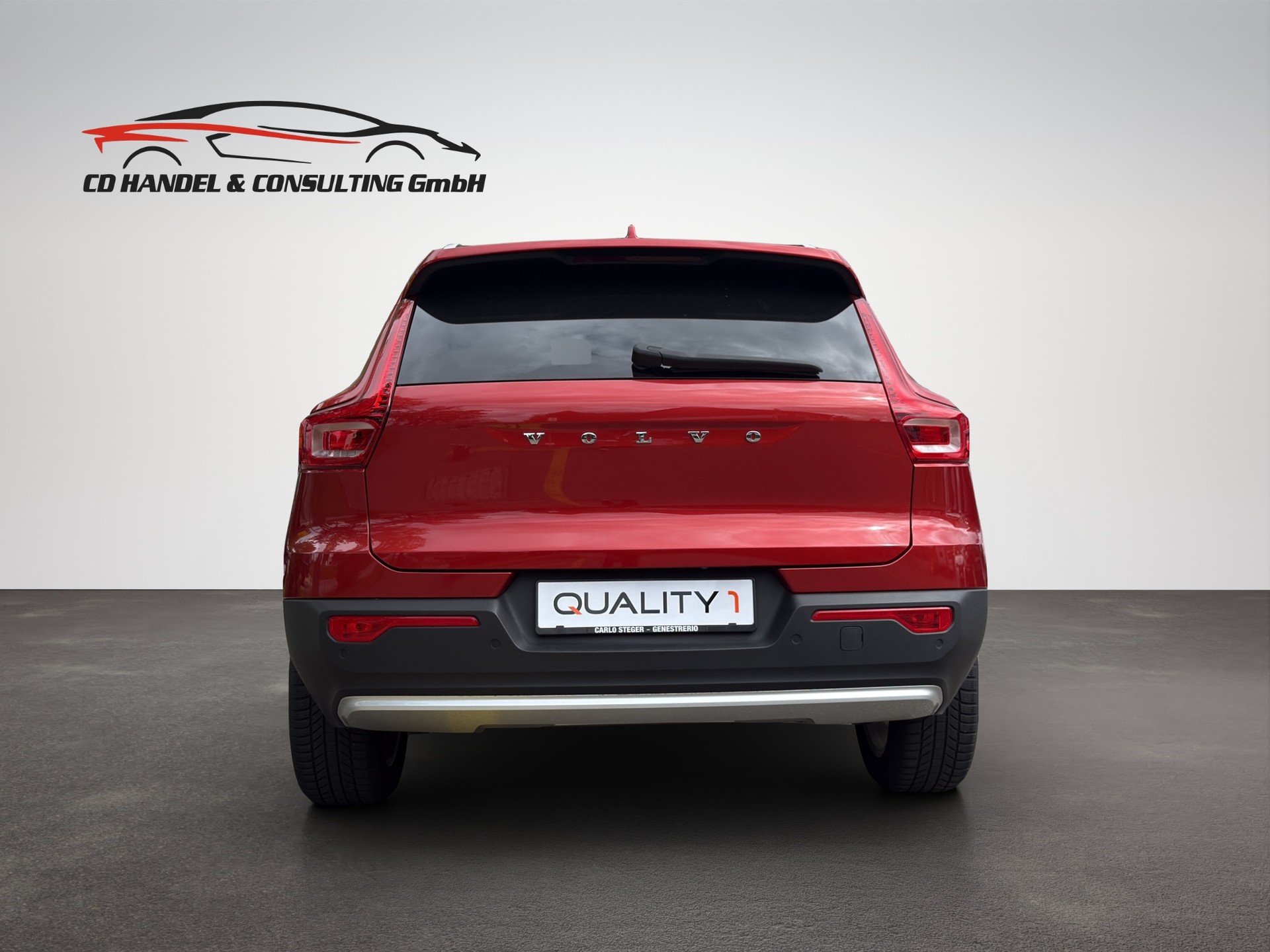 VOLVO XC40 B3 Benzin Mild Hybrid Core DCT-image-8