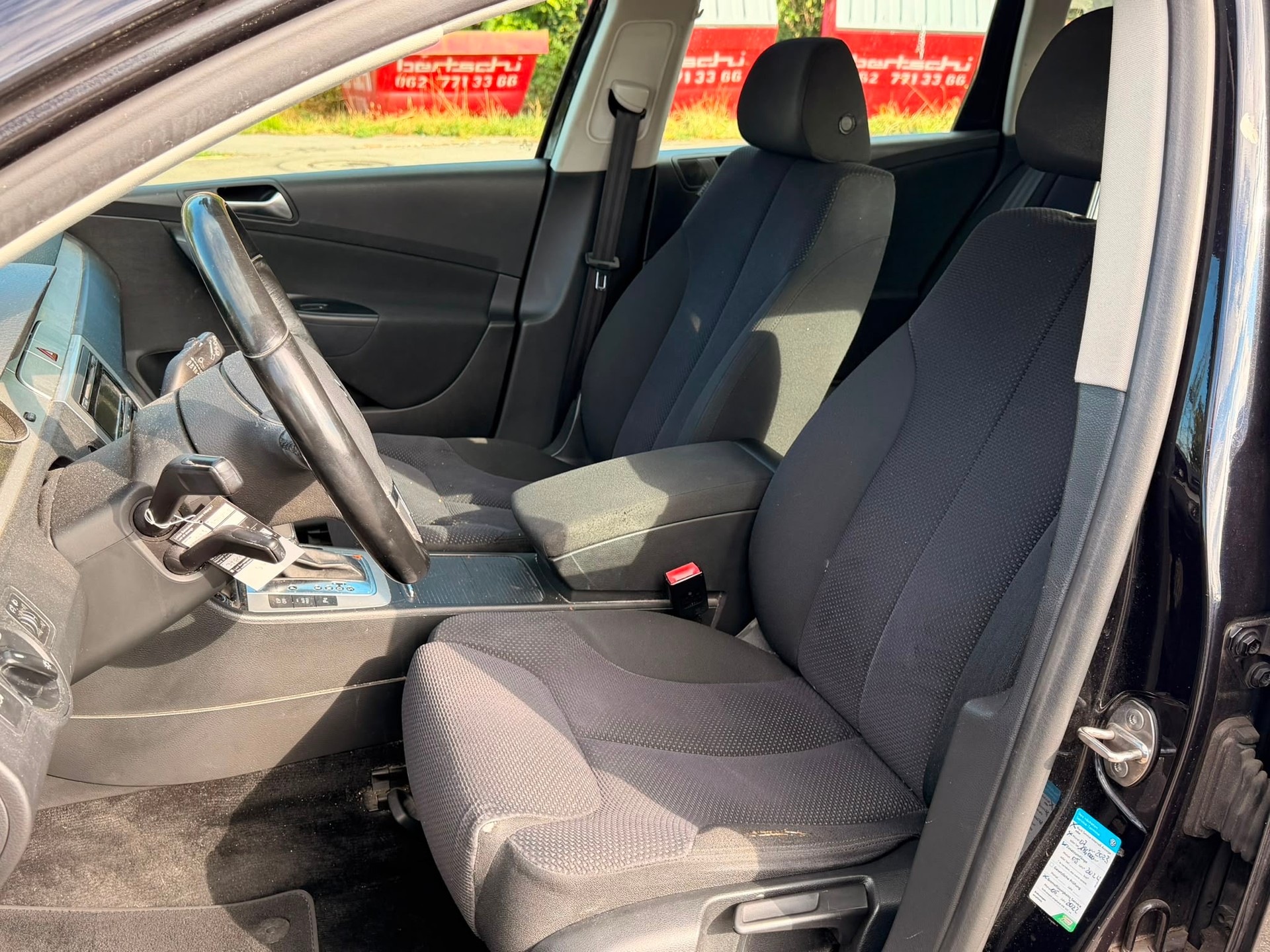 VW Passat Variant 2.0 TDI Advance 4Motion DSG-image-6
