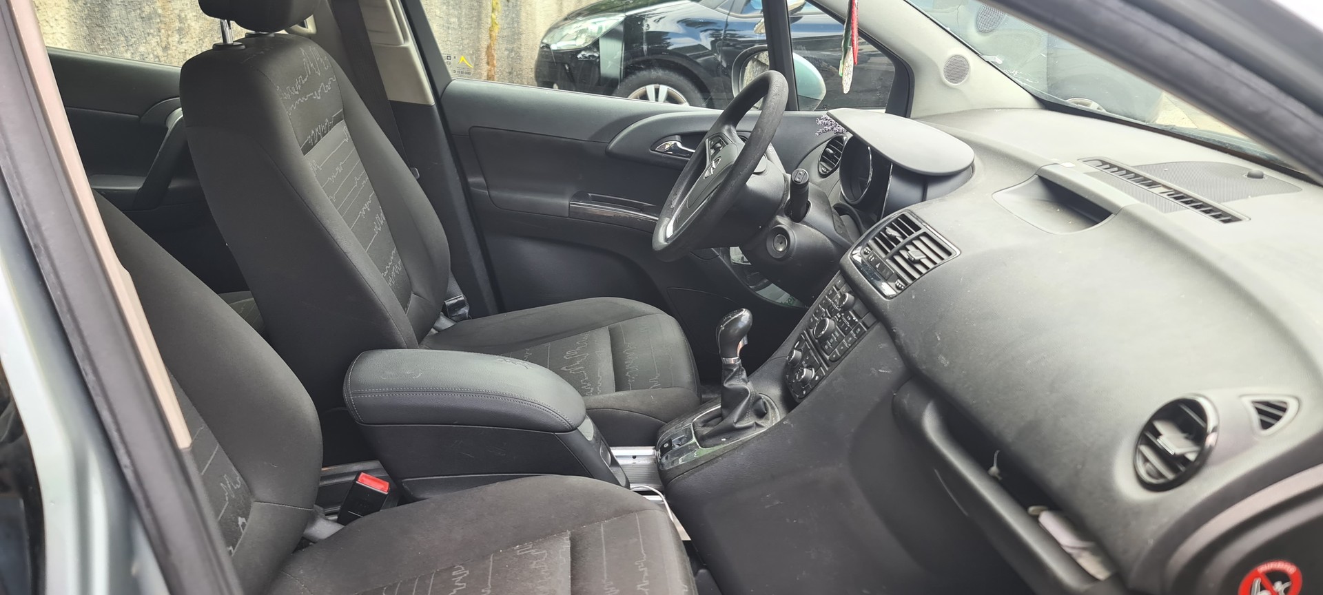 OPEL Meriva 1.4 TP Enjoy-image-10