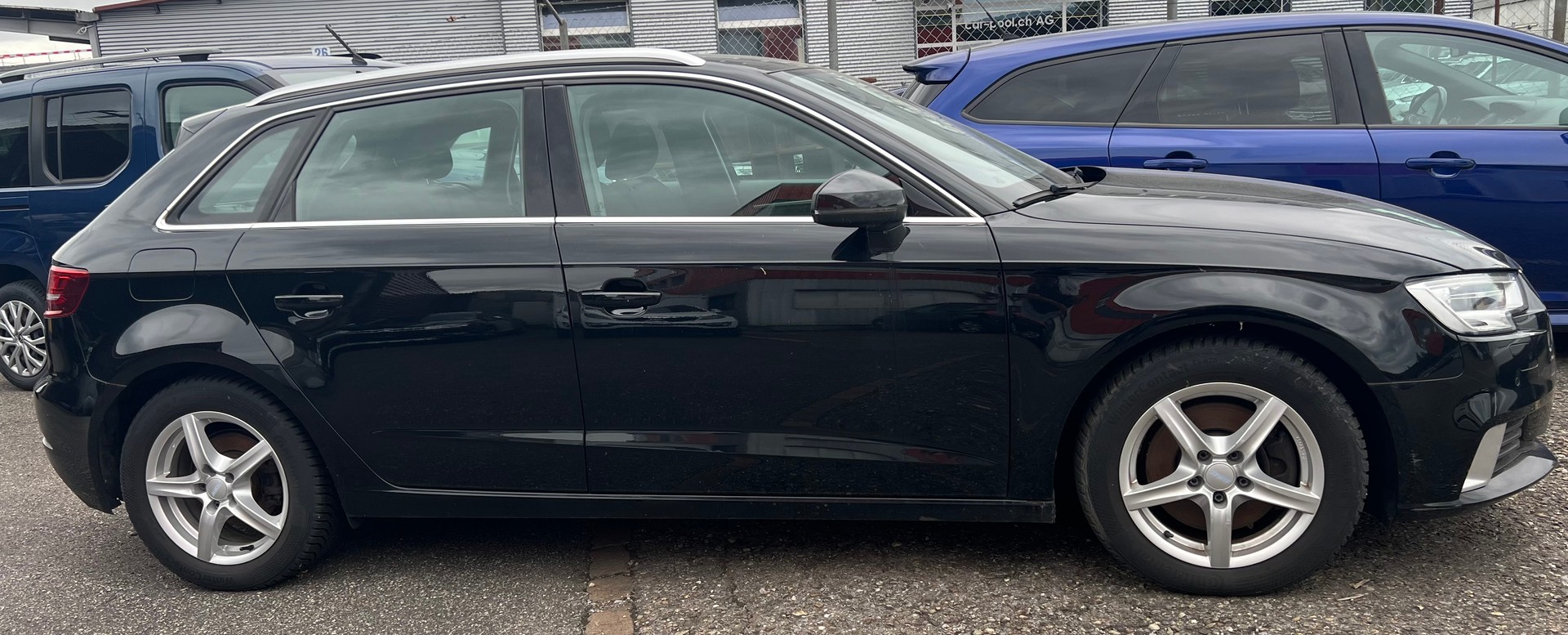 AUDI A3 Sportback 2.0 TFSI Sport quattro S-tronic AB MFK-image-7