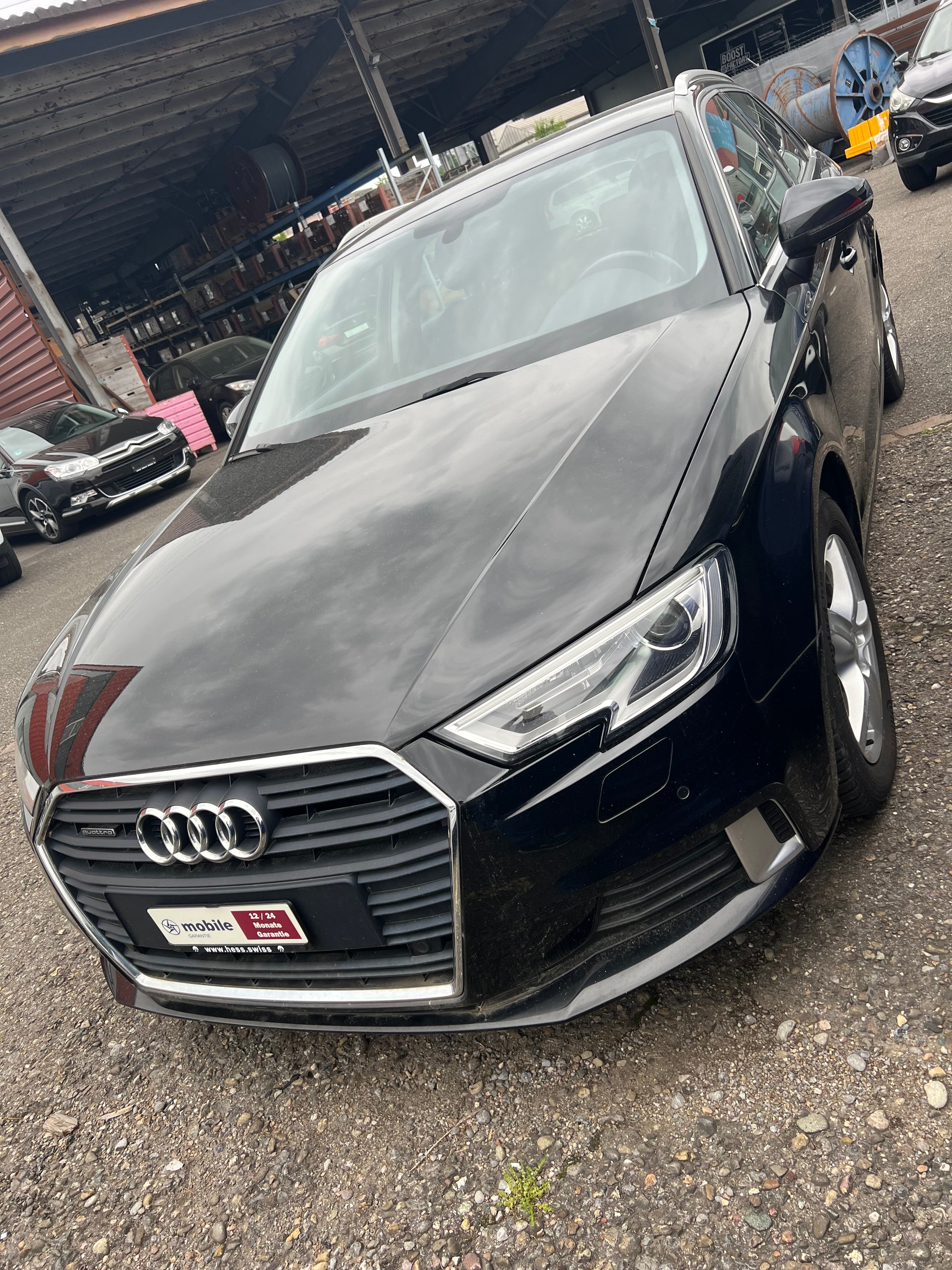 AUDI A3 Sportback 2.0 TFSI Sport quattro S-tronic AB MFK-image-2
