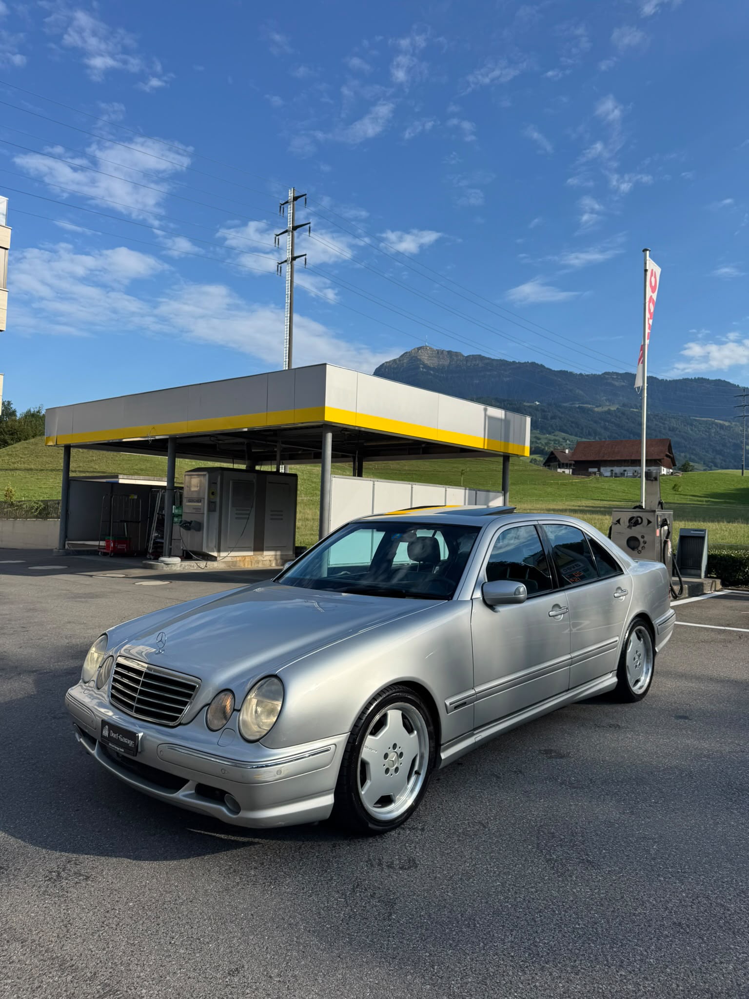 MERCEDES-BENZ E 55 AMG Avantgarde Automatic-image-2