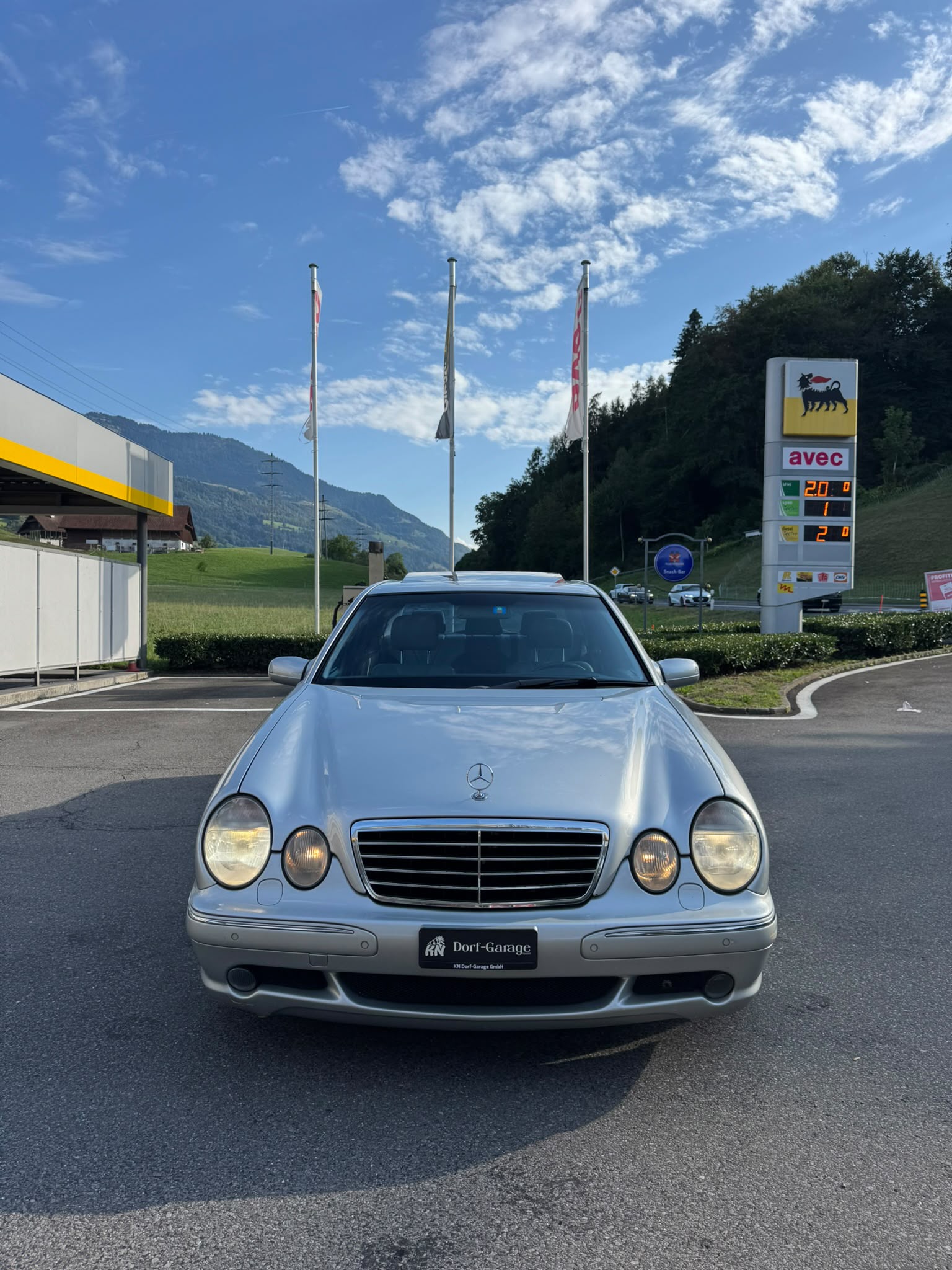 MERCEDES-BENZ E 55 AMG Avantgarde Automatic-image-1