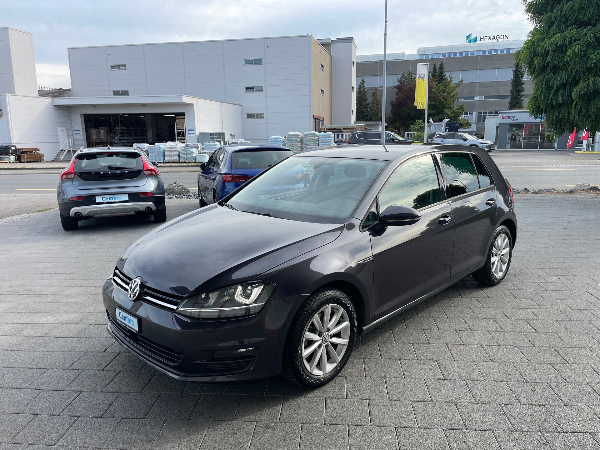 VW Golf 1.4 TSI Lounge DSG-image-1
