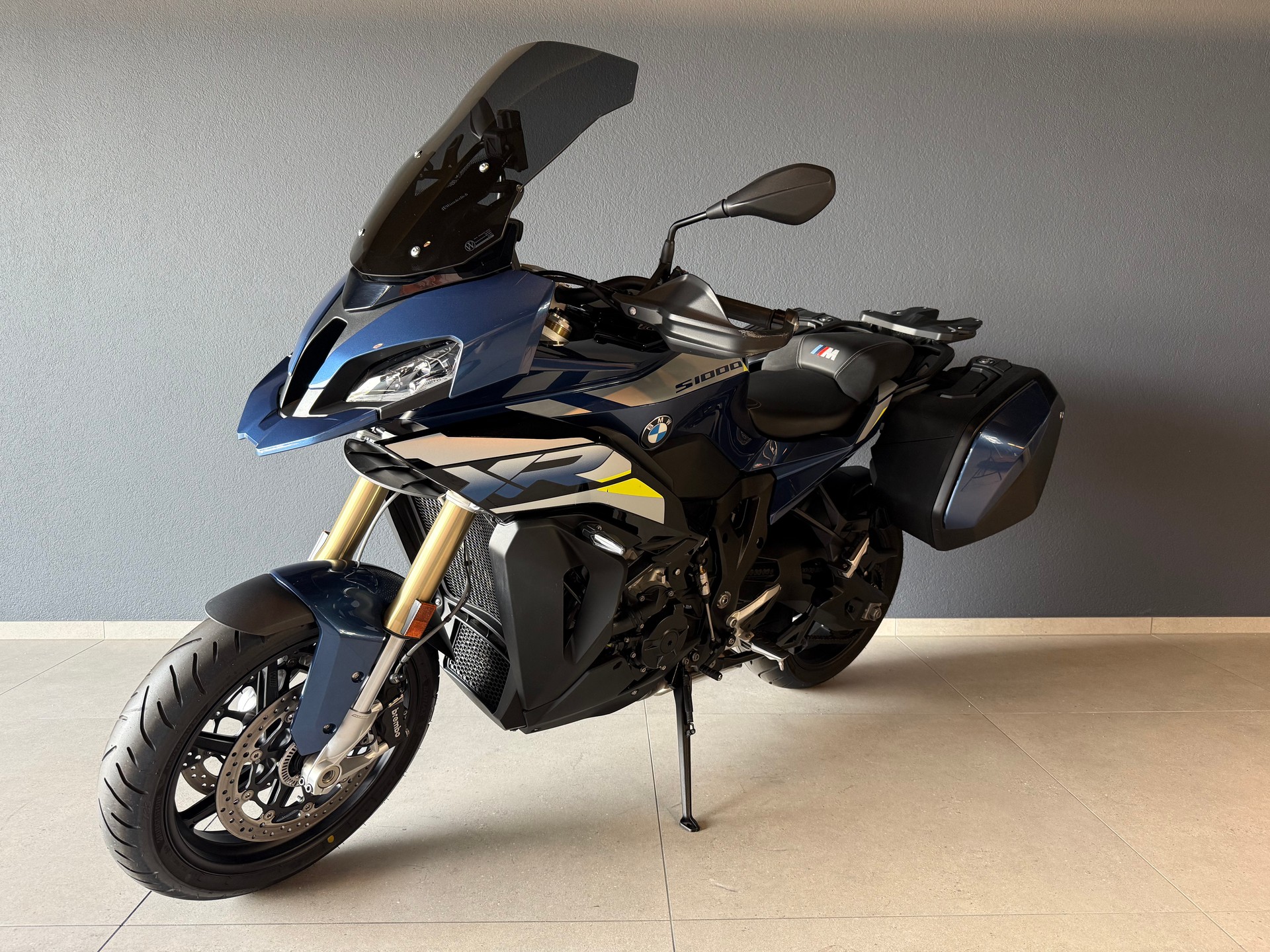 BMW S 1000 XR-showroom-element-1