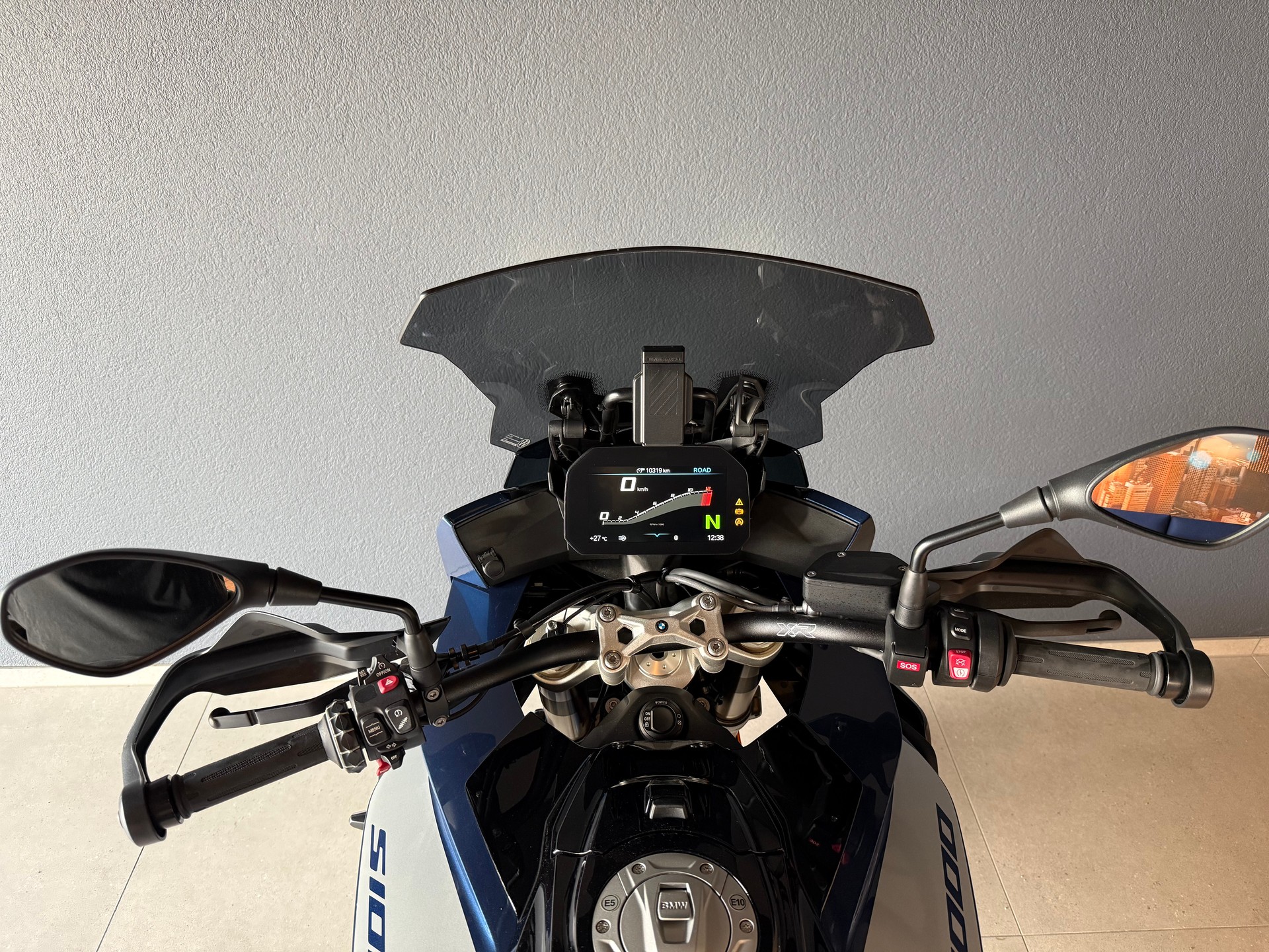 BMW S 1000 XR-image-8