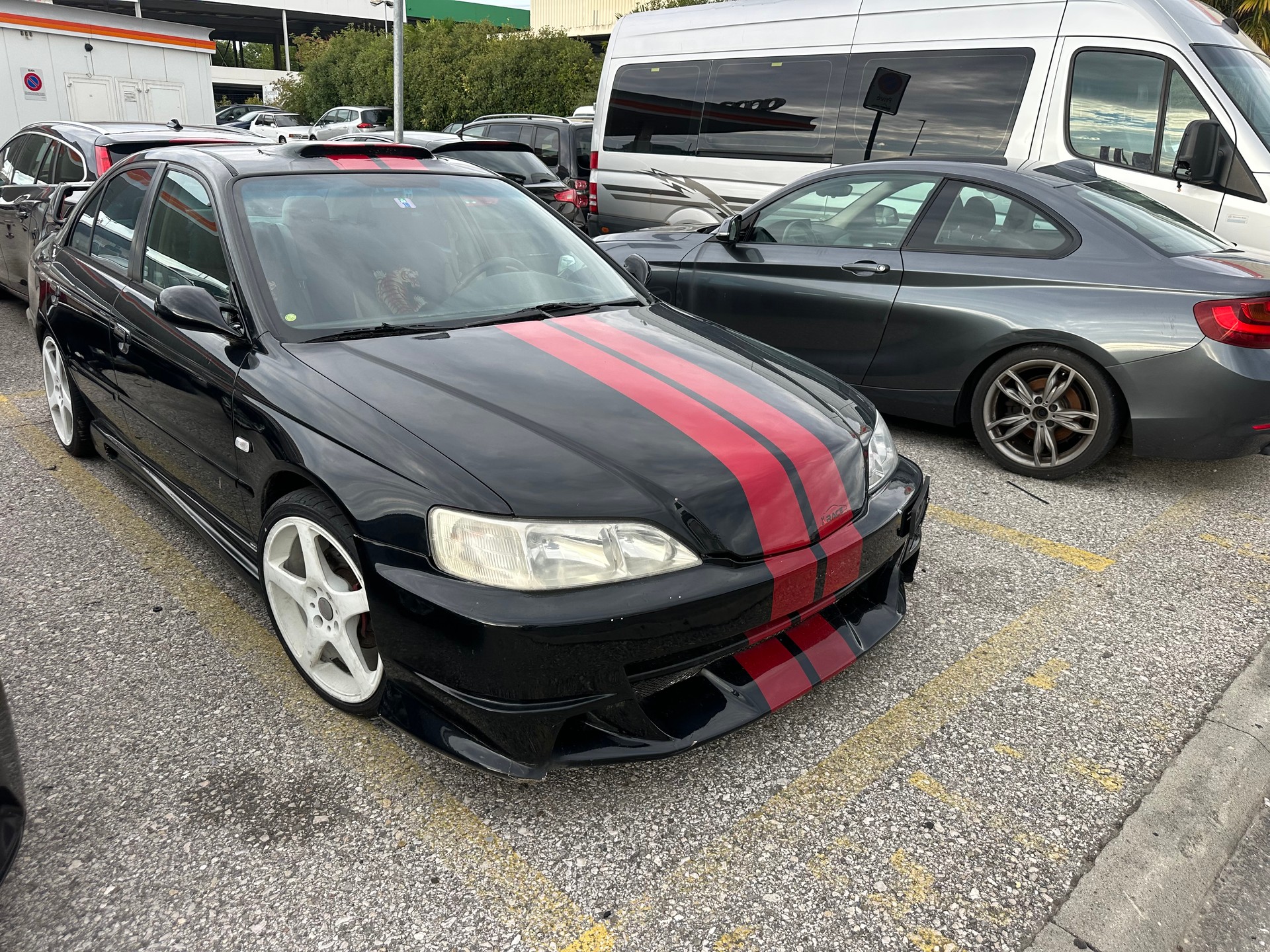 HONDA Accord 1.8i LS-image-13