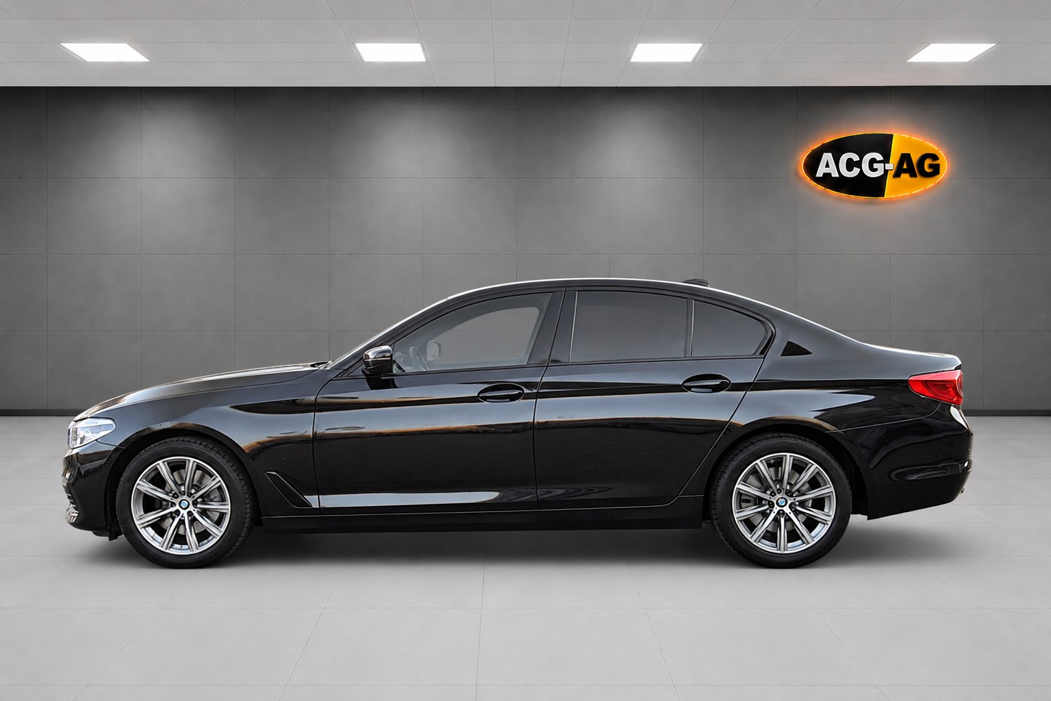 BMW 520d xDrive Sport Line Steptronic ** Voll-Leder ** Gr-Navi ** RF-Kamera ** Sitzmemory ** Abstandsregelsysteme ** H-UP-Disp **-image-3