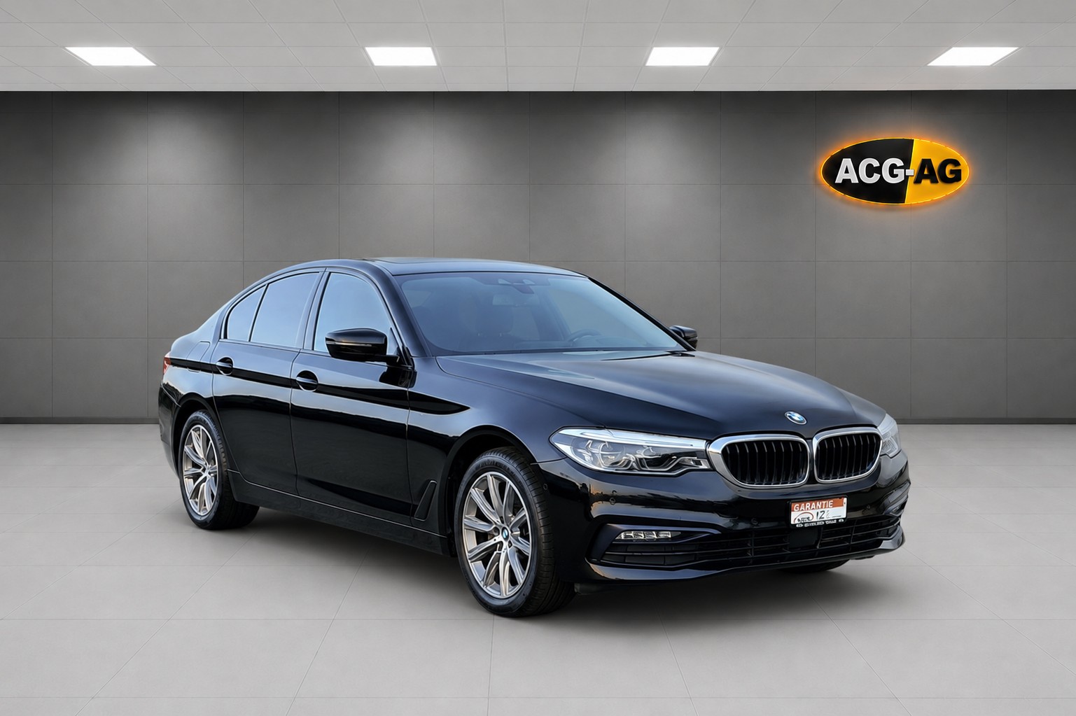 BMW 520d xDrive Sport Line Steptronic ** Voll-Leder ** Gr-Navi ** RF-Kamera ** Sitzmemory ** Abstandsregelsysteme ** H-UP-Disp **-image-0