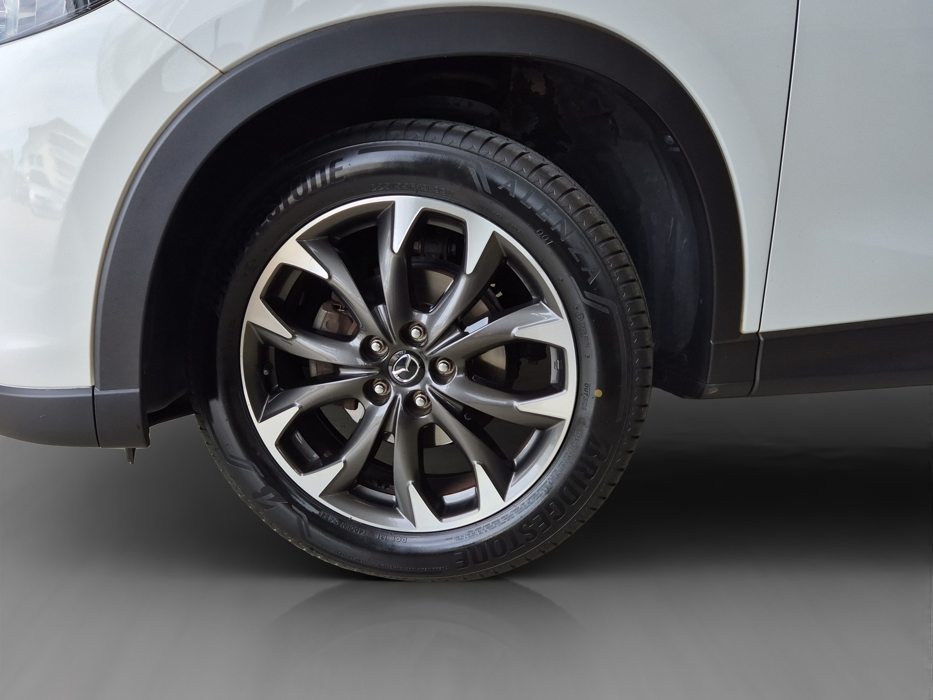 MAZDA CX-5 2.5 Revolution AWD Skyactive-G Automatic-image-6