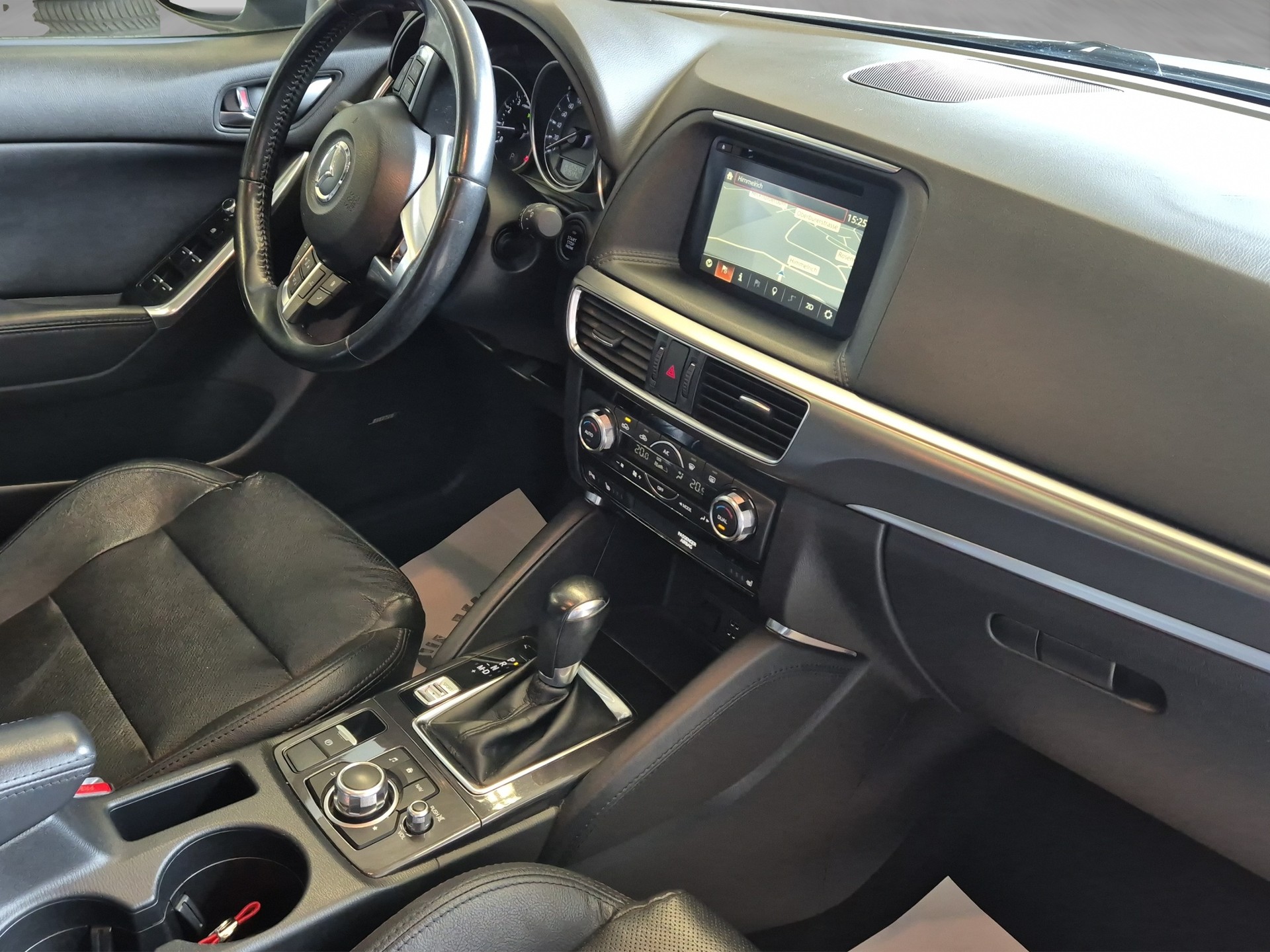 MAZDA CX-5 2.5 Revolution AWD Skyactive-G Automatic-image-21