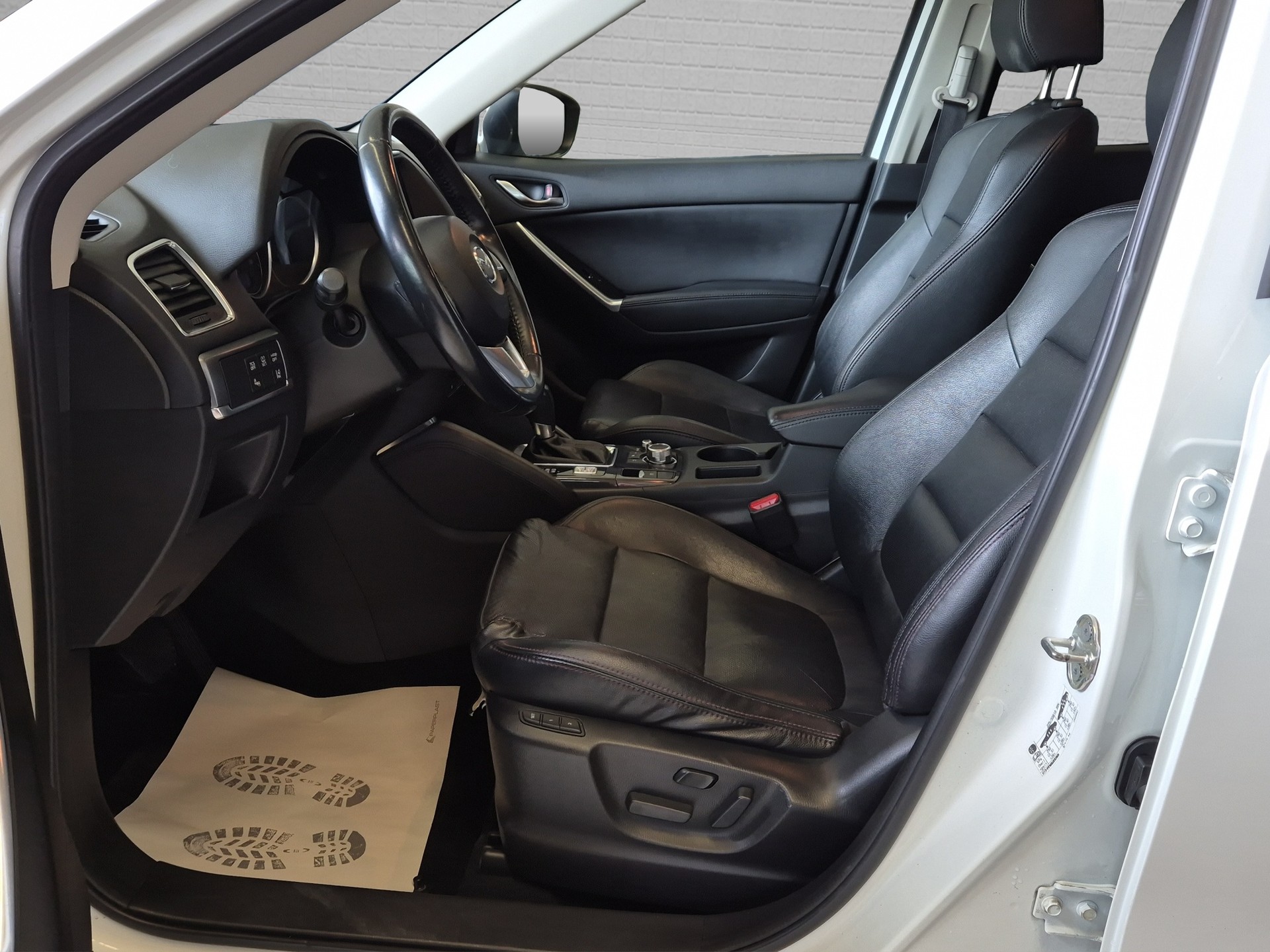 MAZDA CX-5 2.5 Revolution AWD Skyactive-G Automatic-image-16