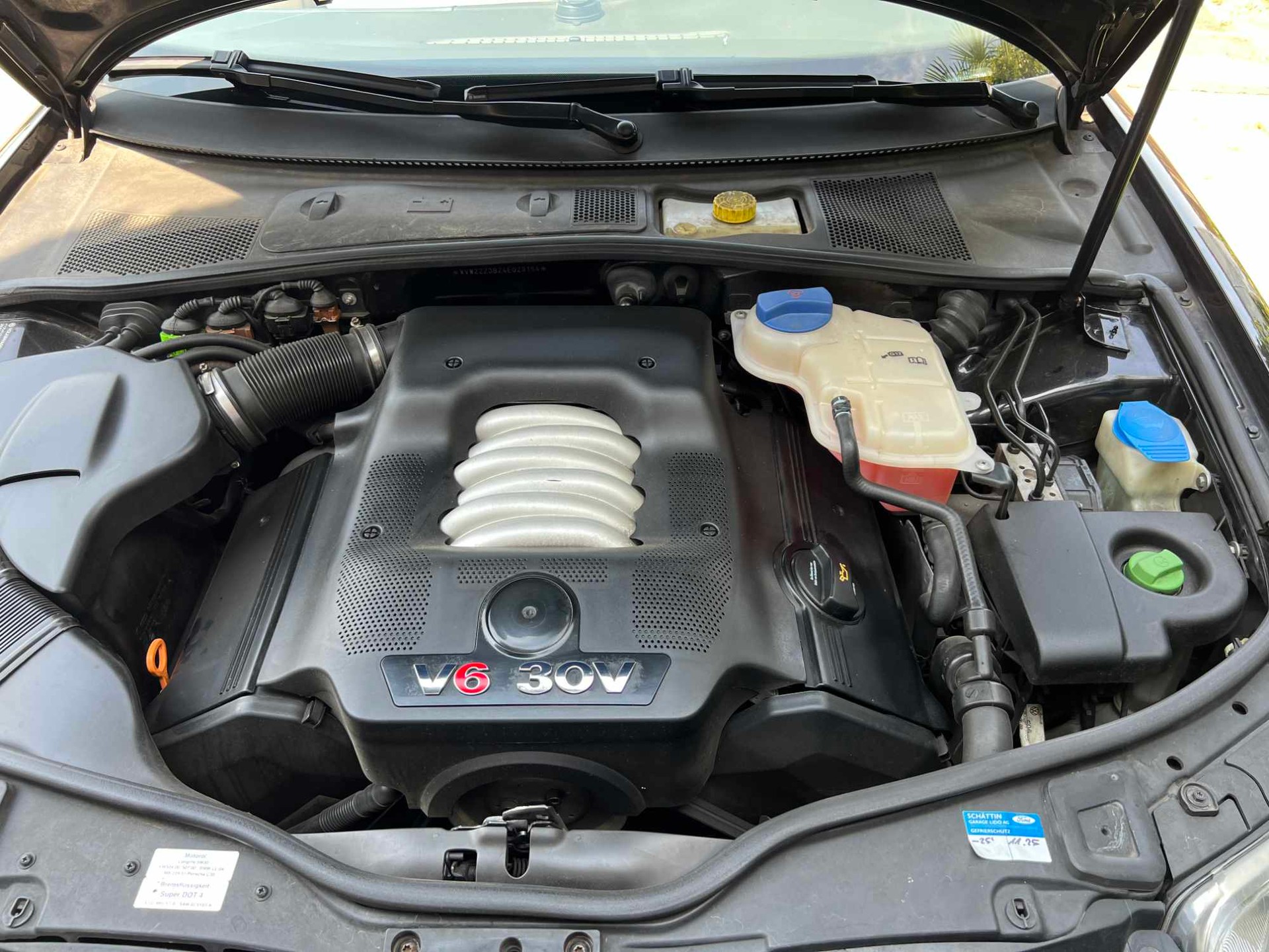 VW 2.8 V6 Comfortline 4motion-image-5
