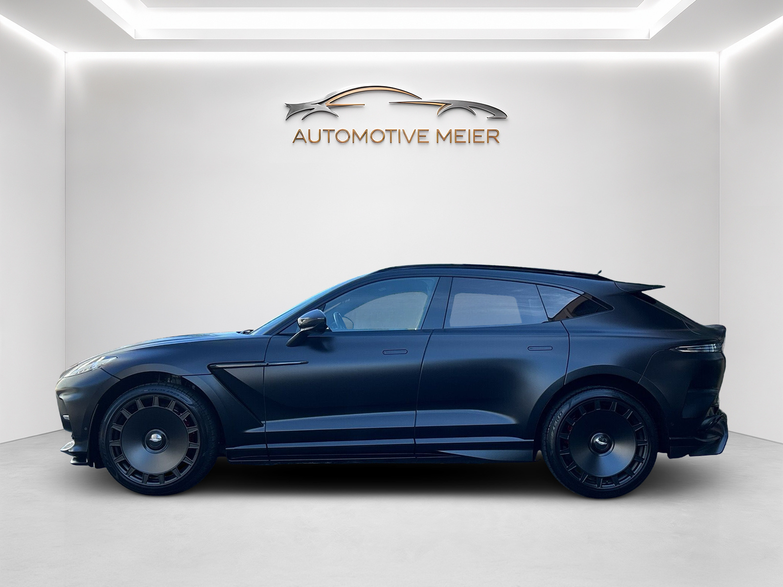 ASTON MARTIN 707 4.0 V8 Bi-Turbo -Schweizer Auslieferung-aus erster Hand-image-1