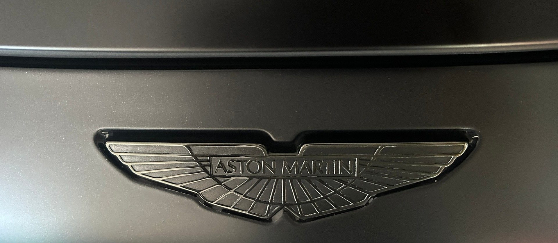 ASTON MARTIN 707 4.0 V8 Bi-Turbo -Schweizer Auslieferung-aus erster Hand-image-15