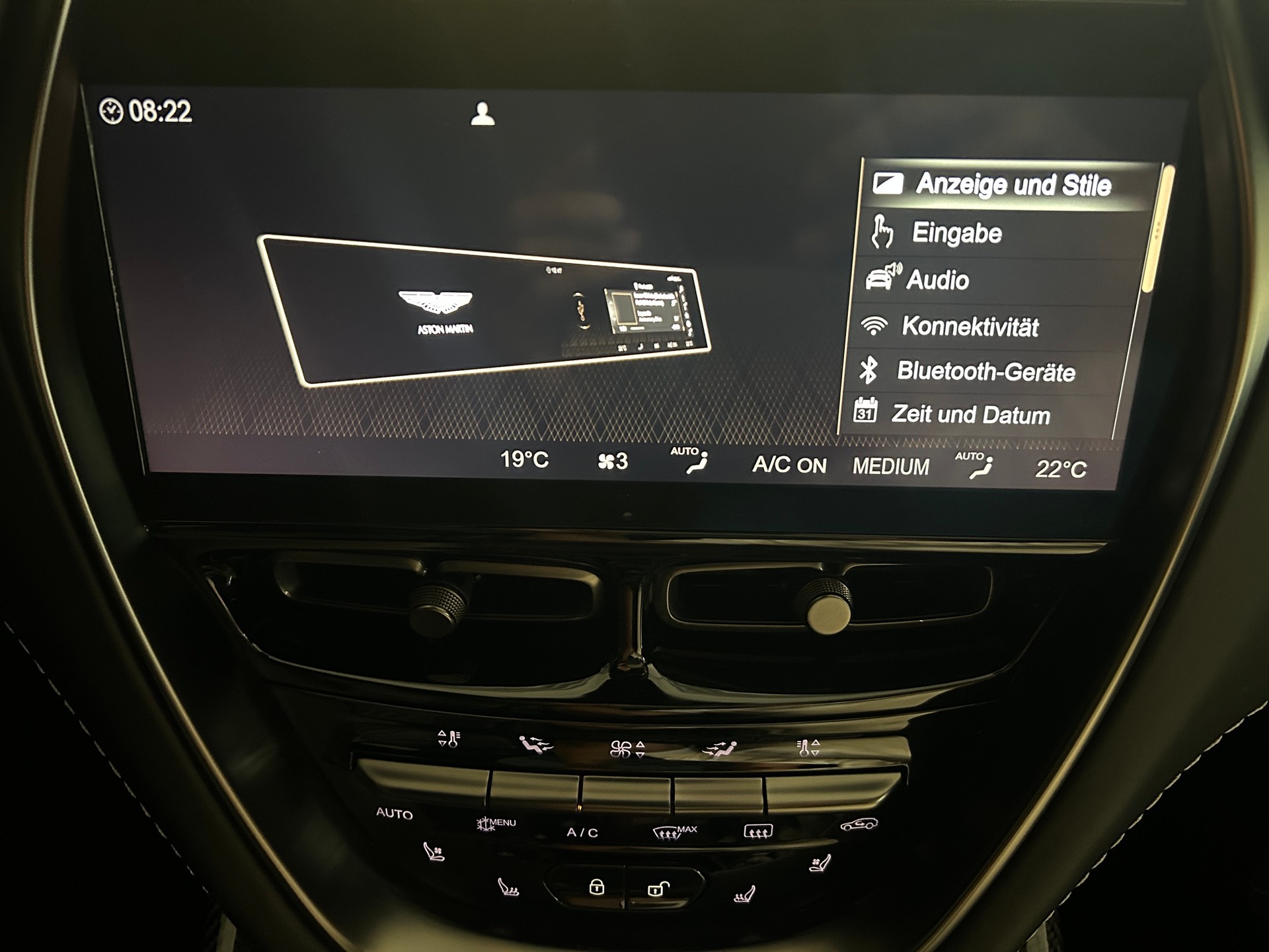 ASTON MARTIN 707 4.0 V8 Bi-Turbo -Schweizer Auslieferung-aus erster Hand-image-13