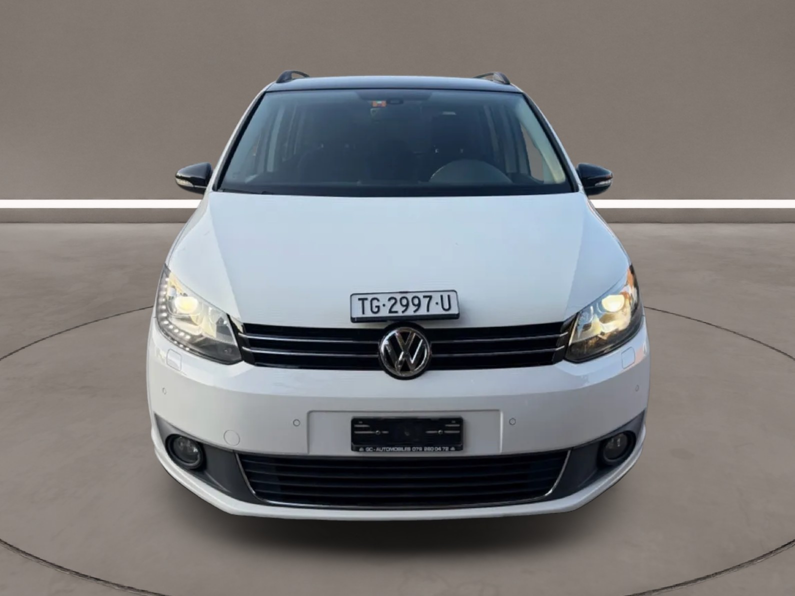 VW Touran 1.4 TSI Highline DSG-image-4