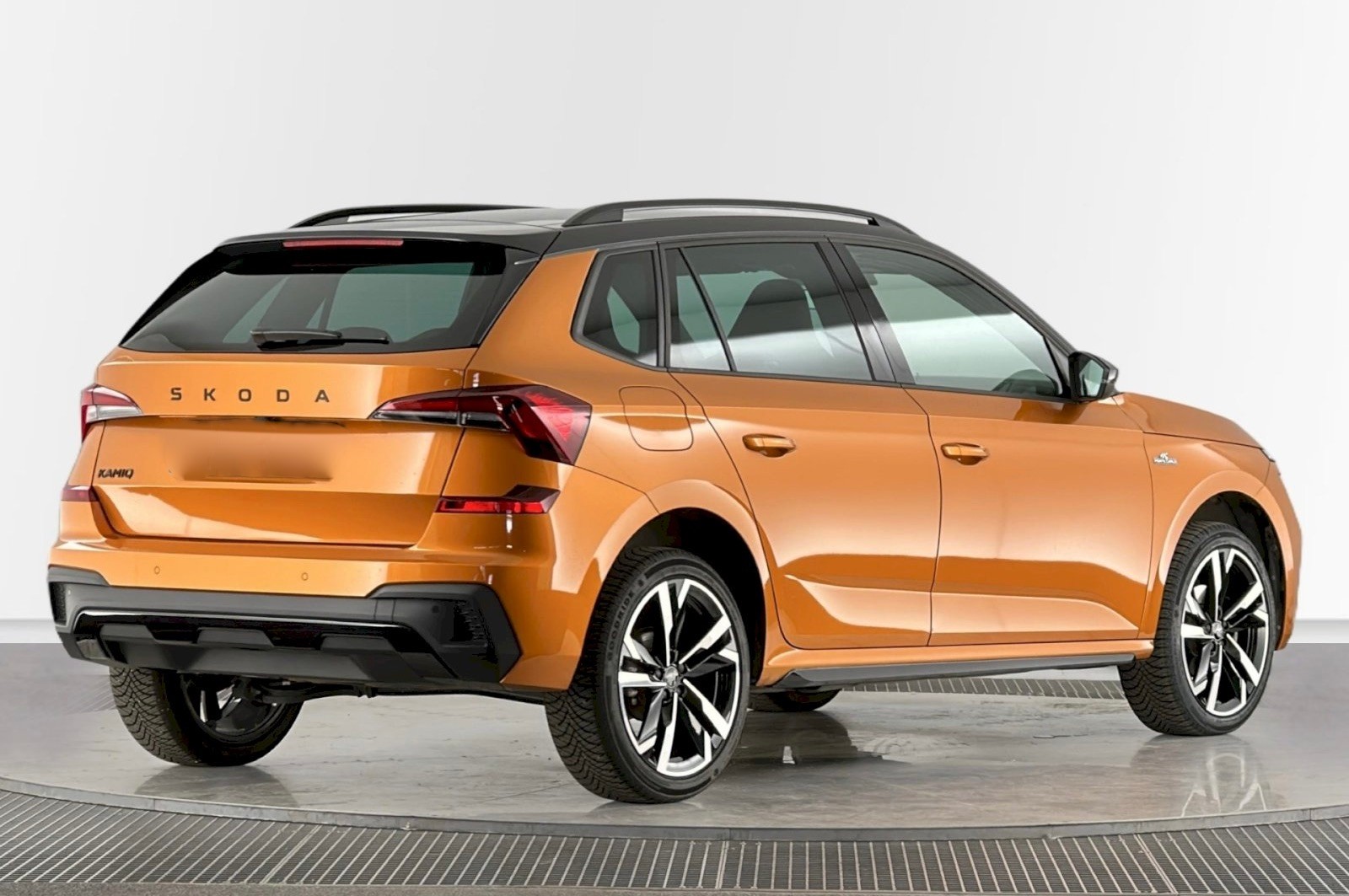 SKODA Kamiq 1.0 TSI Monte Carlo DSG Orange & Black Edition ° 5 Jahre Skoda Werks-Garantie bis und mit 11.2030-showroom-element-1