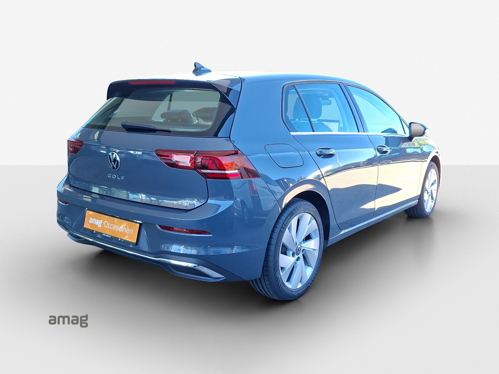 VW Golf 1.5 e TSI mHEV Style DSG-image-4