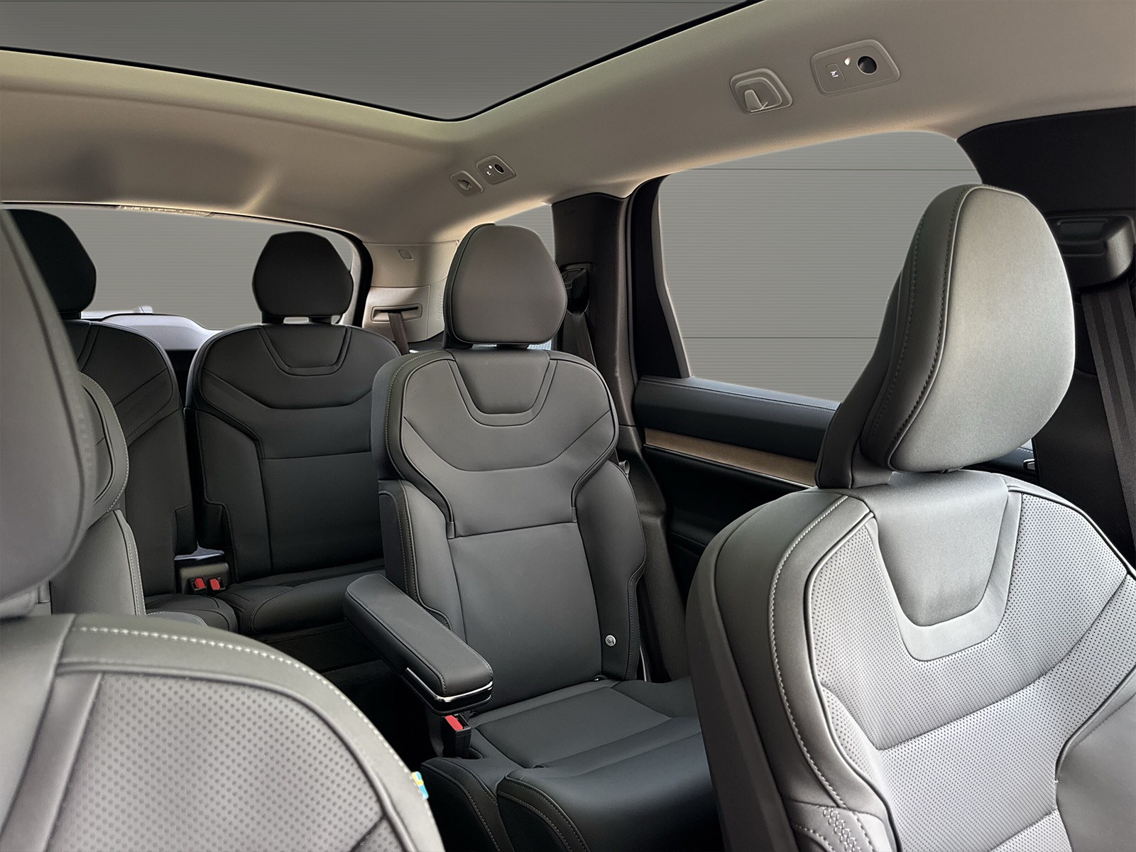 VOLVO EX90 Twin Ultra 6P. AWD-image-10