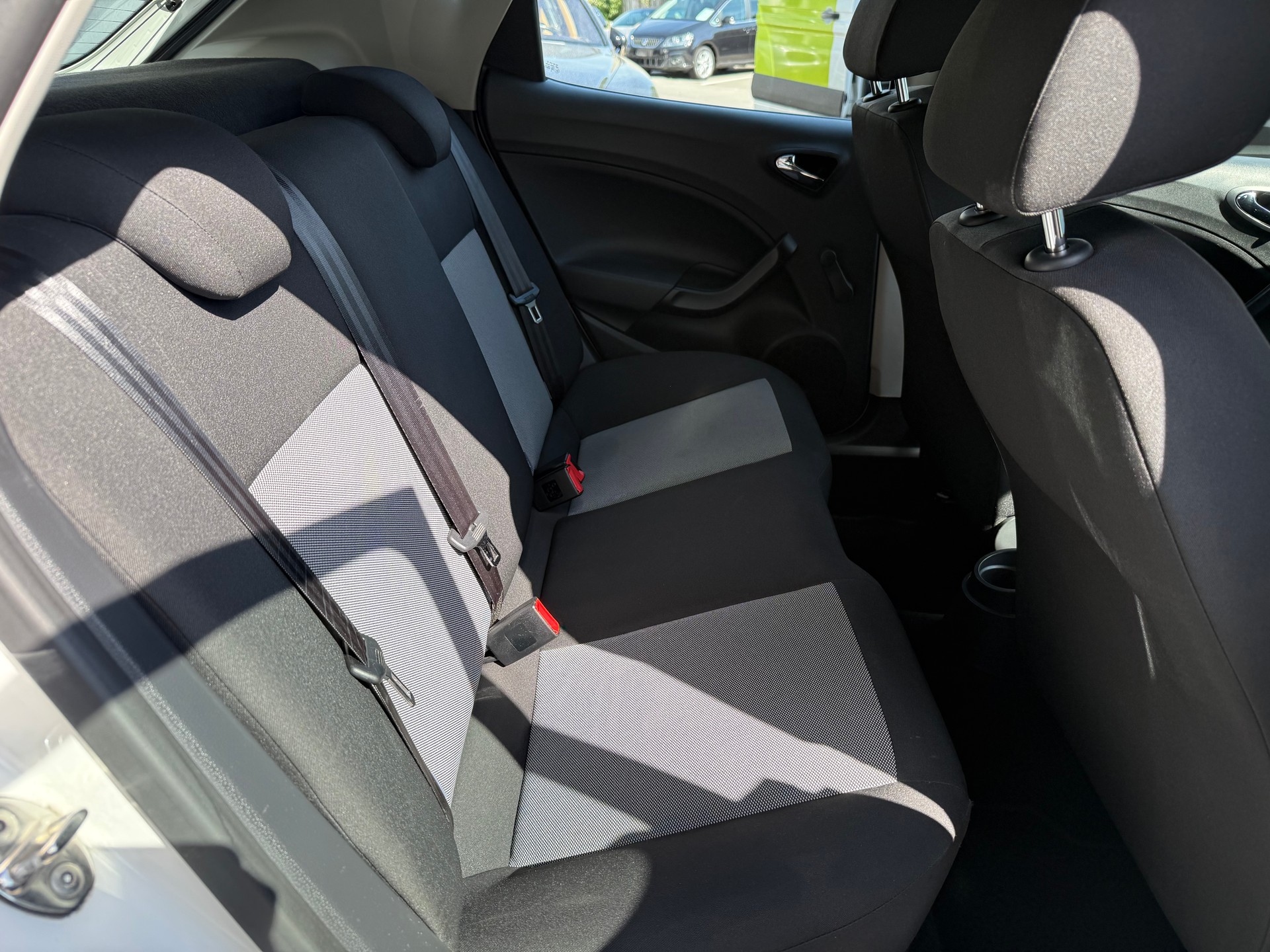 SEAT IBIZA-image-14