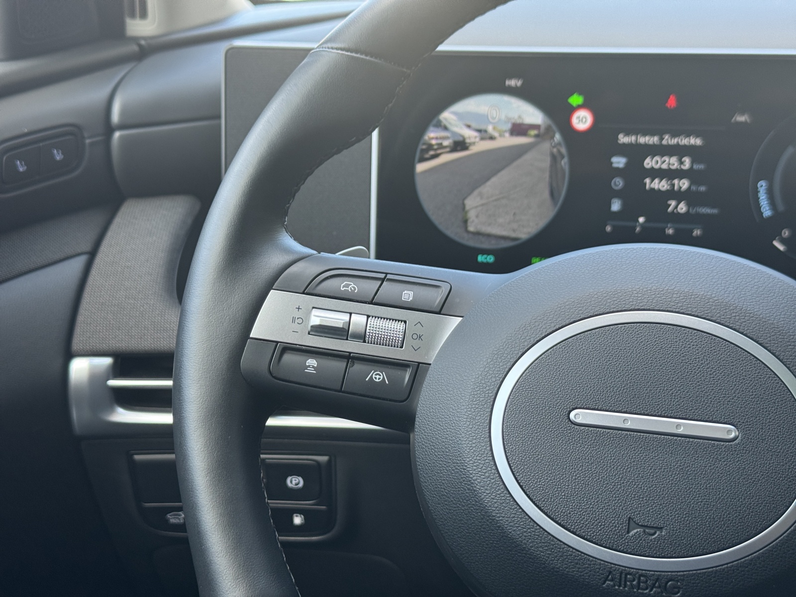 HYUNDAI Tucson 1.6 T-GDi PHEV Vertex Swiss Edition 4WD-image-10
