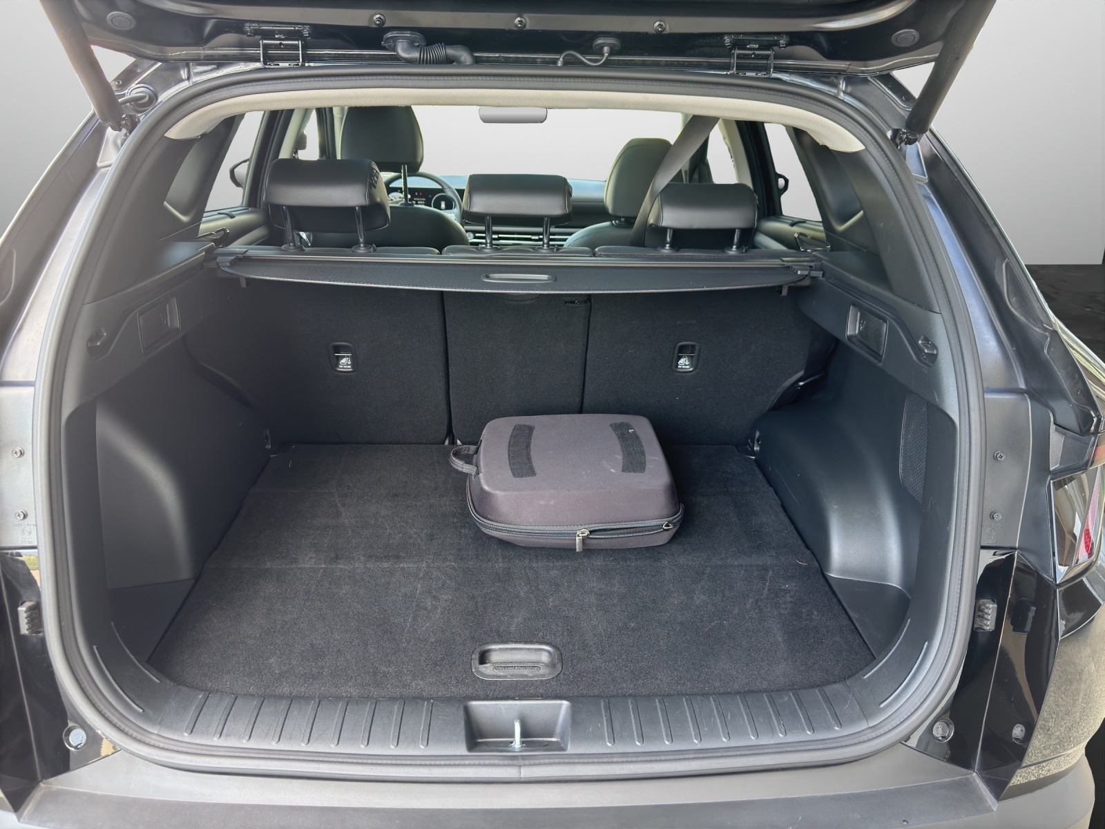 HYUNDAI Tucson 1.6 T-GDi PHEV Vertex Swiss Edition 4WD-image-15