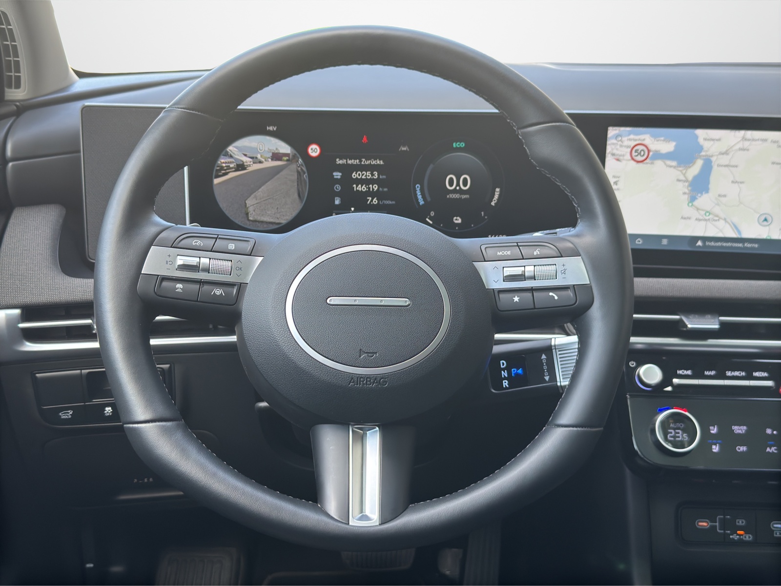 HYUNDAI Tucson 1.6 T-GDi PHEV Vertex Swiss Edition 4WD-image-9
