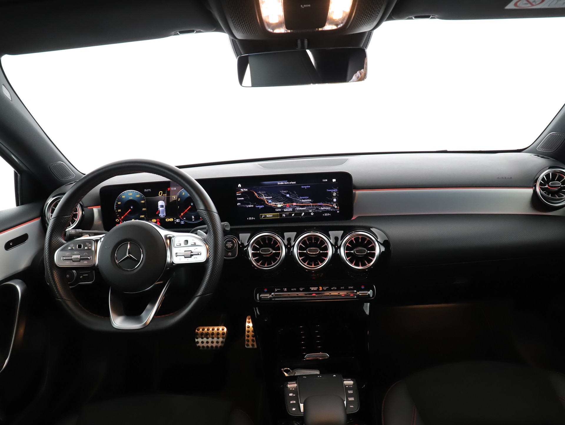 MERCEDES-BENZ A 180 Night Star AMG Line-image-10