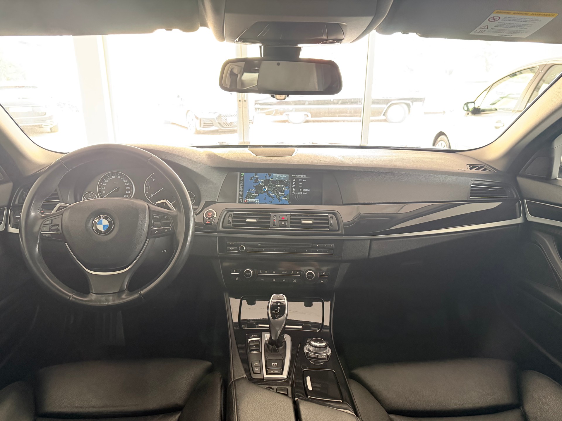 BMW 525d xDrive Steptronic-image-17