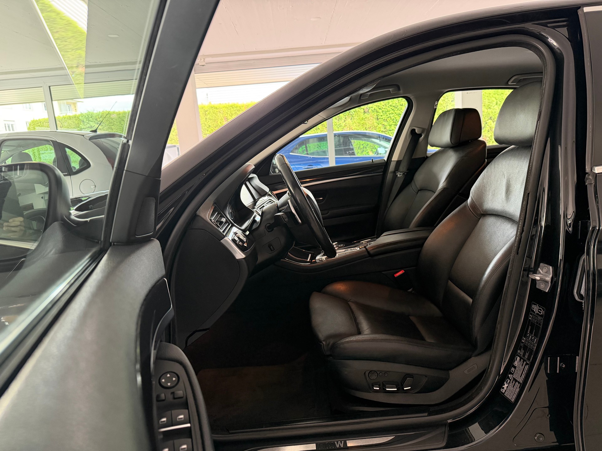 BMW 525d xDrive Steptronic-image-10