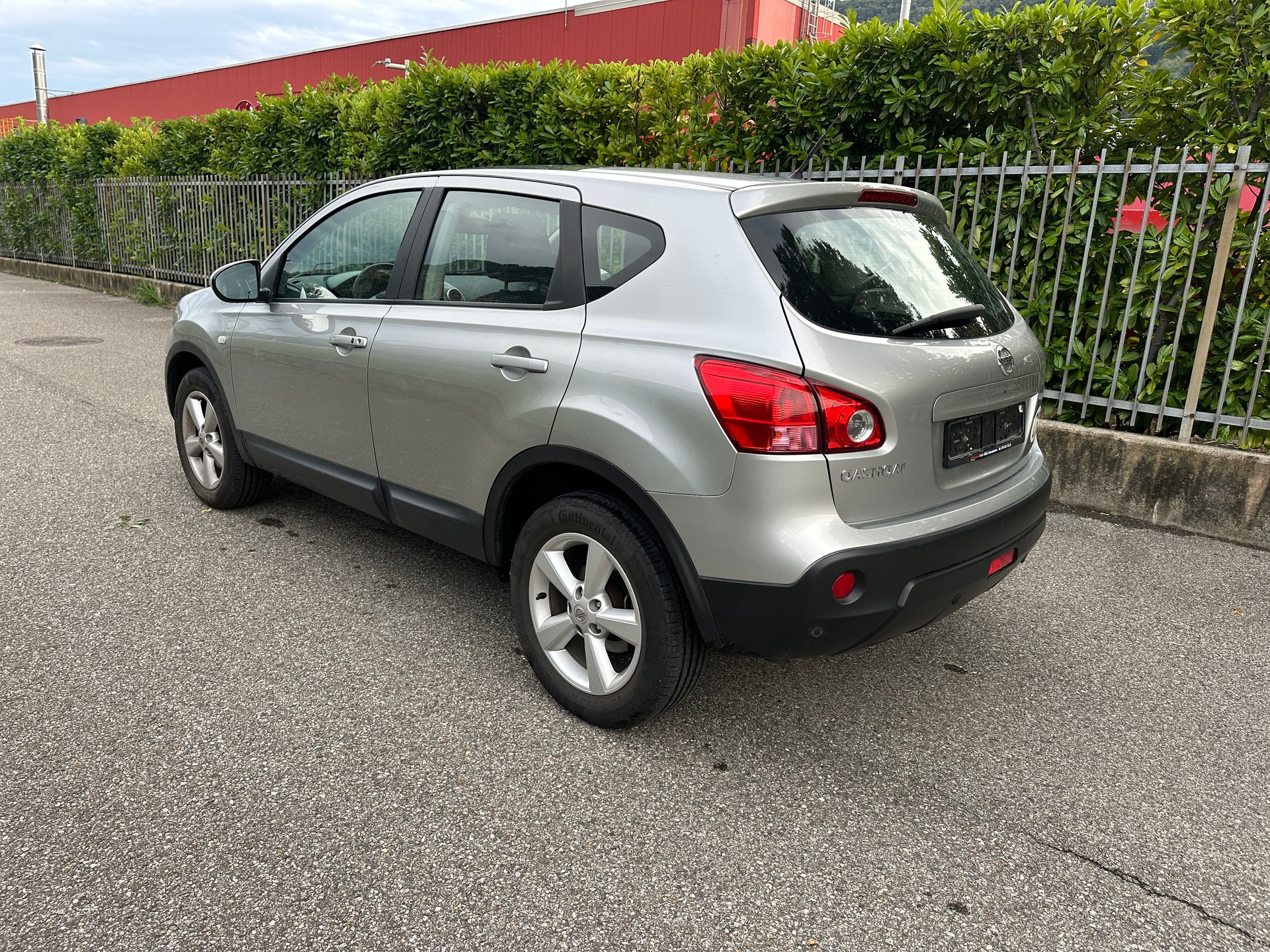 NISSAN Qashqai 2.0 4WD tekna-image-2