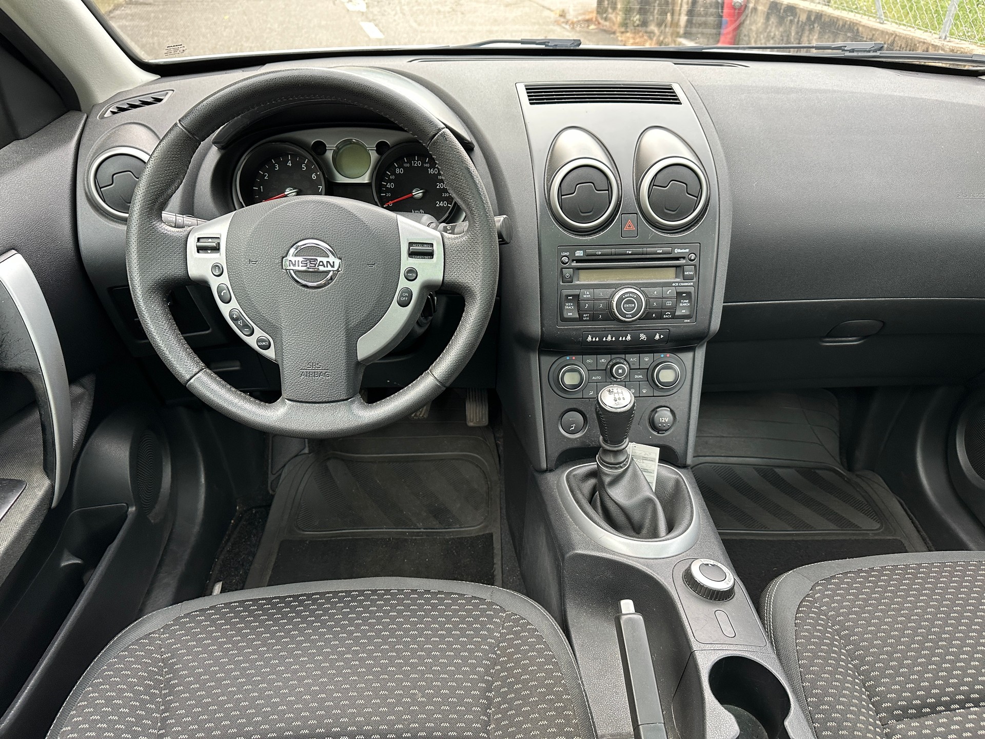 NISSAN Qashqai 2.0 4WD tekna-image-9