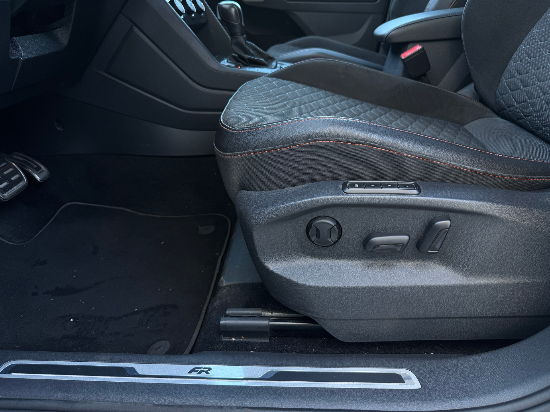 SEAT Tarraco 2.0TSI 4Drive Hola FR DSG **Anhängerkupplung**-image-18