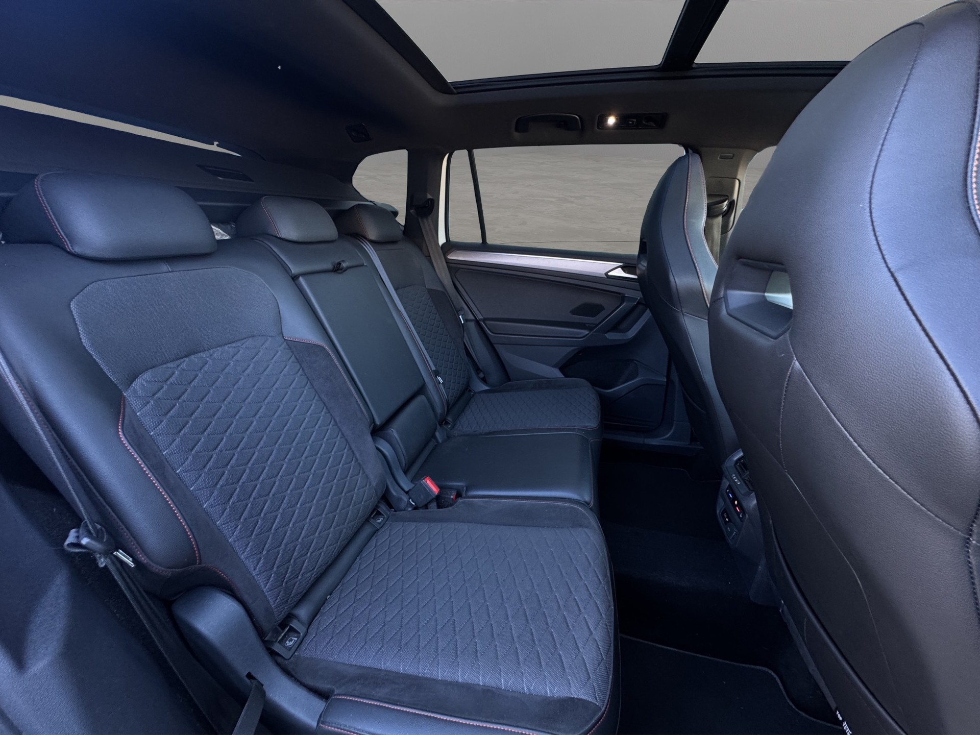 SEAT Tarraco 2.0TSI 4Drive Hola FR DSG **Anhängerkupplung**-image-15